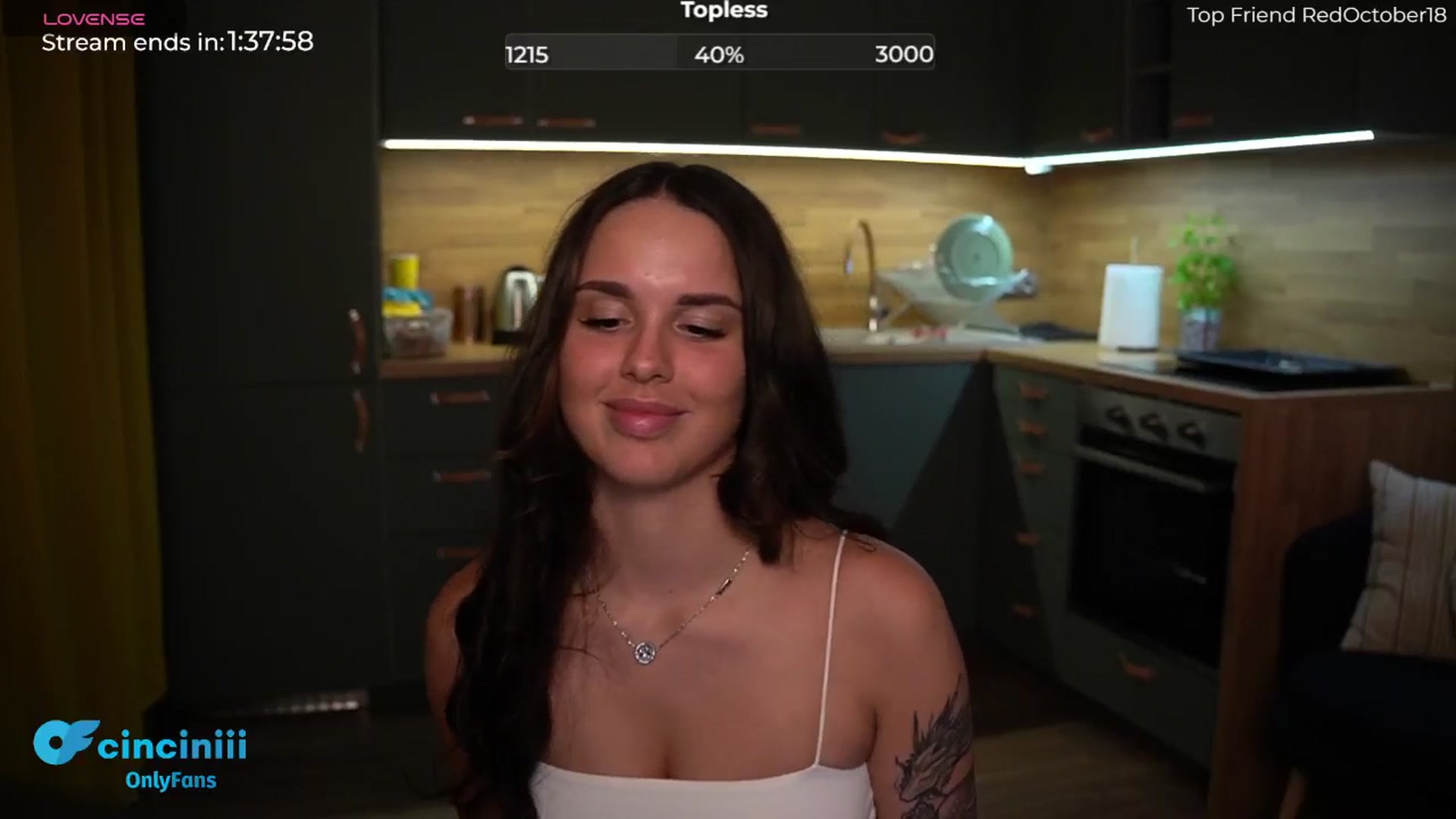 Gallery image thumbnail from cinnabellee's myfreecams stream on, 06/27/2024, 20:34 image 10 of 20