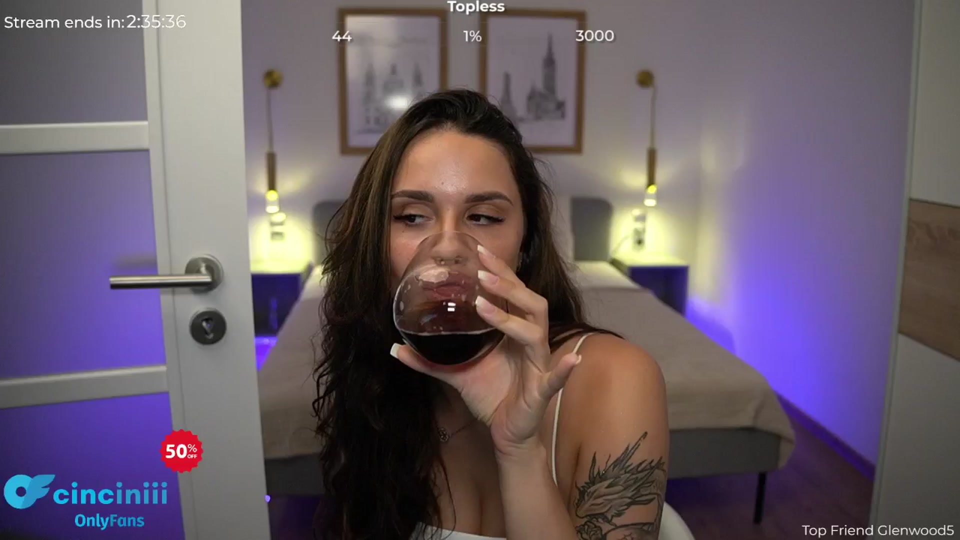 Gallery image thumbnail from cinnabellee's myfreecams stream on, 07/15/2024, 19:05 image 9 of 20