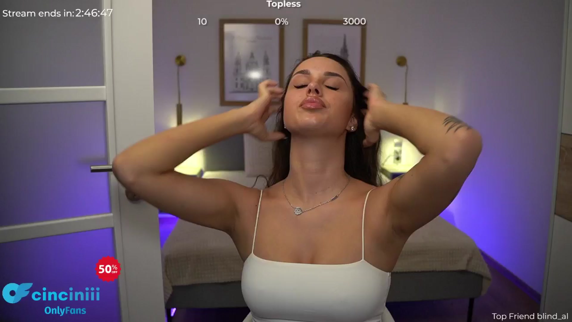 Gallery image thumbnail from cinnabellee's myfreecams stream on, 07/15/2024, 19:05 image 1 of 20