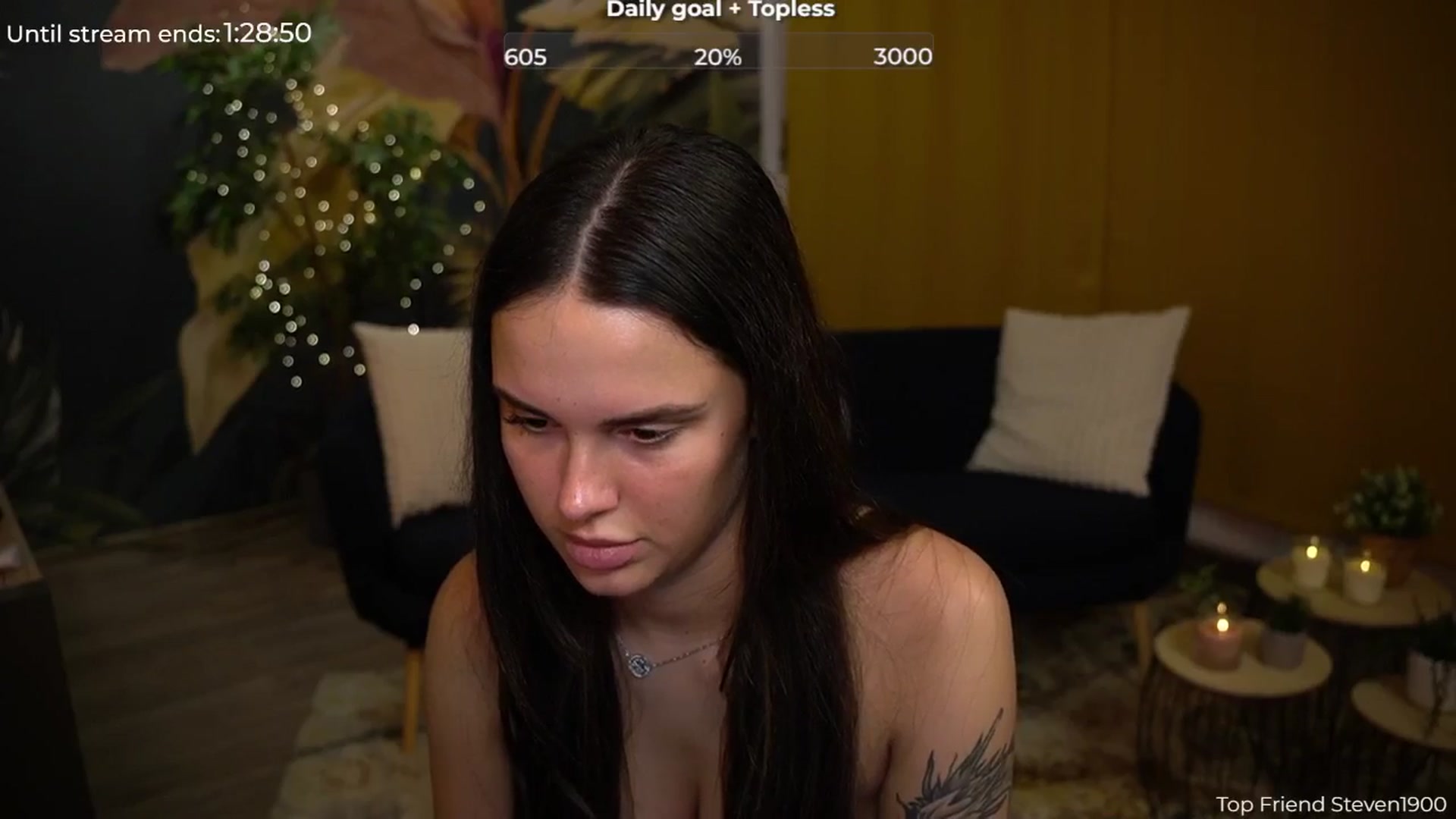 Gallery image thumbnail from cinnabellee's myfreecams stream on, 08/06/2024, 20:59 image 11 of 20
