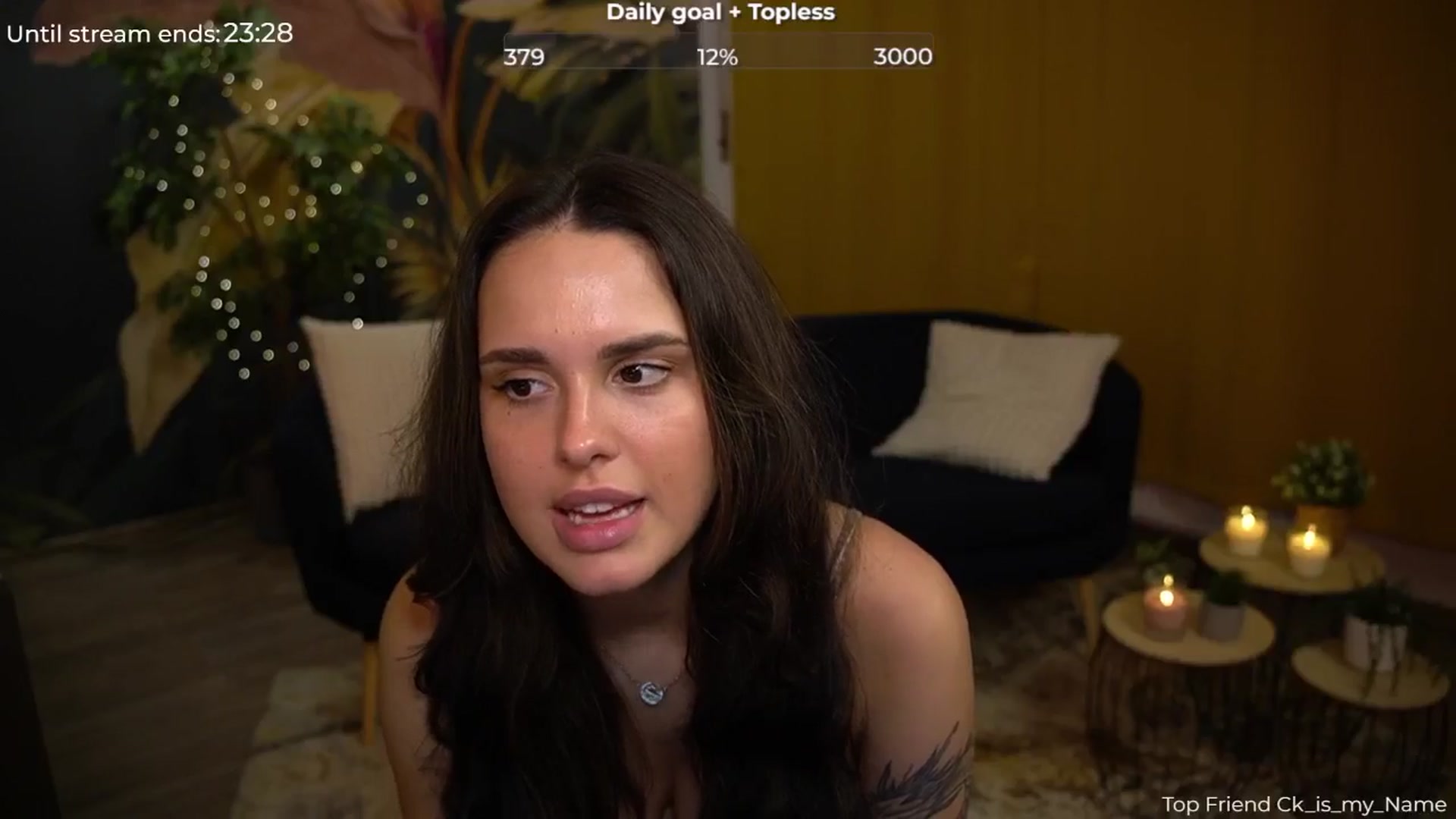 Gallery image thumbnail from cinnabellee's myfreecams stream on, 08/08/2024, 21:09 image 6 of 20