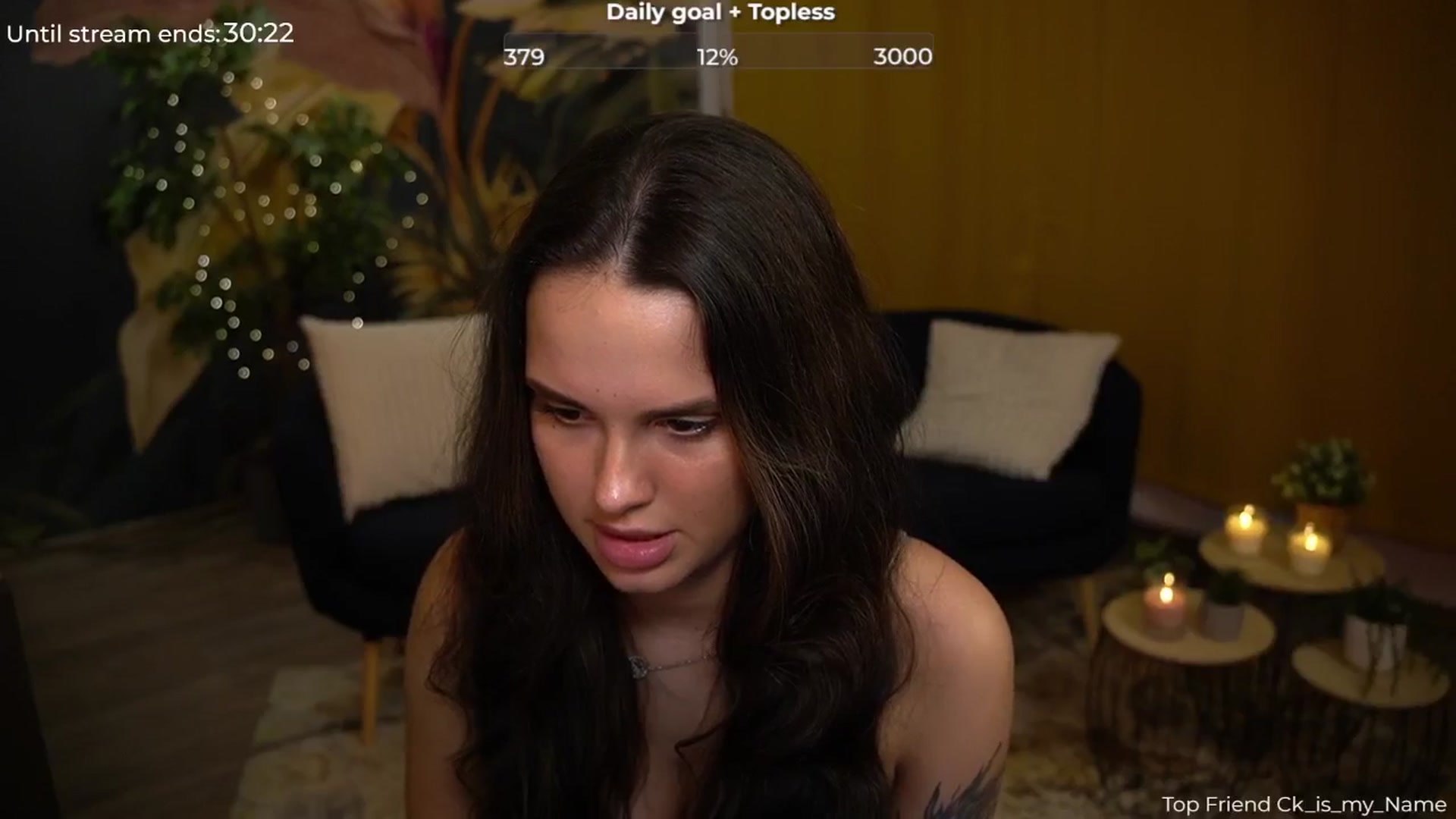 Gallery image thumbnail from cinnabellee's myfreecams stream on, 08/08/2024, 21:09 image 3 of 20