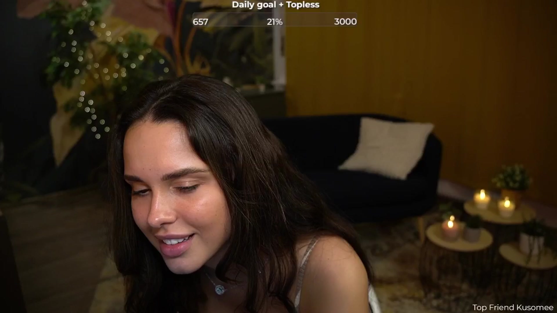 Gallery image thumbnail from cinnabellee's myfreecams stream on, 08/08/2024, 21:09 image 19 of 20