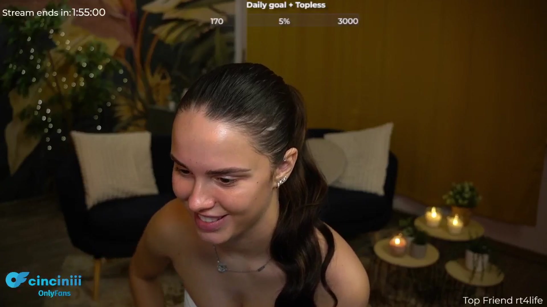 Gallery image thumbnail from cinnabellee's myfreecams stream on, 08/13/2024, 19:28 image 20 of 20