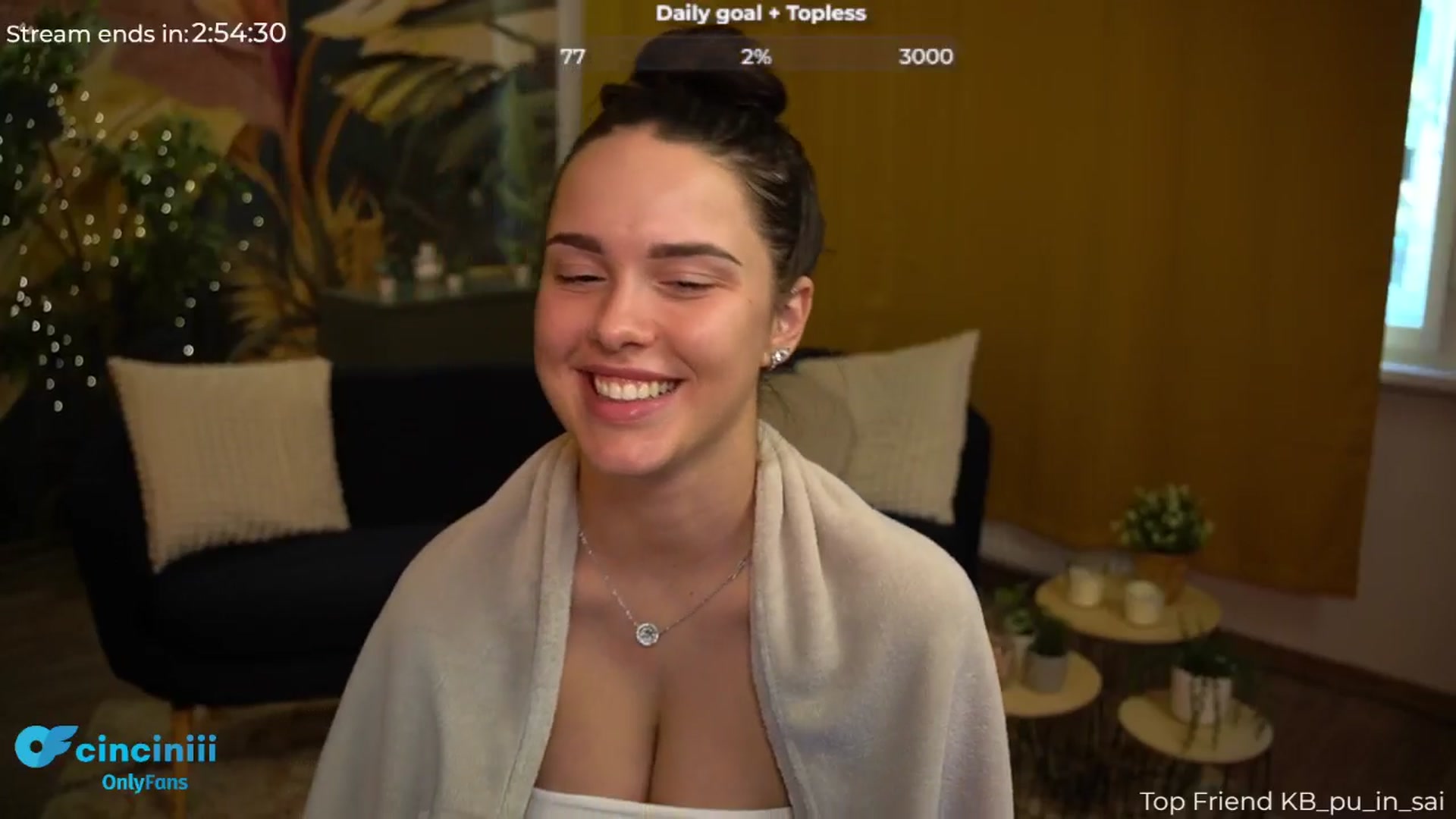Gallery image thumbnail from cinnabellee's myfreecams stream on, 08/14/2024, 04:49 image 2 of 20