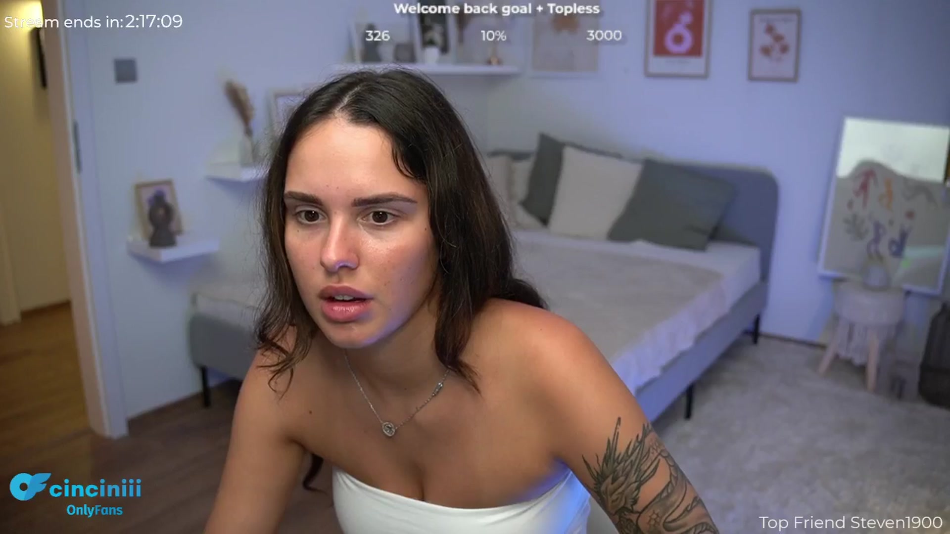 Gallery image thumbnail from cinnabellee's myfreecams stream on, 08/26/2024, 19:08 image 13 of 20