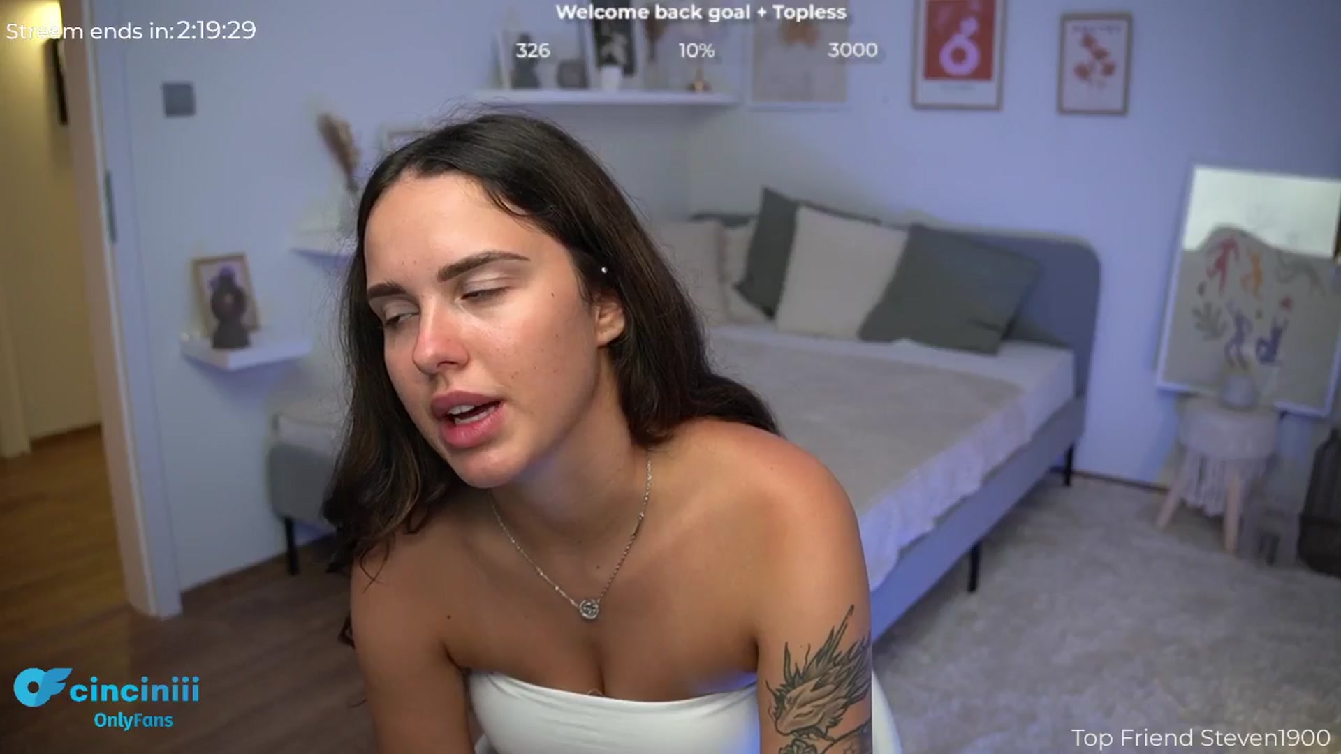 Gallery image thumbnail from cinnabellee's myfreecams stream on, 08/26/2024, 19:08 image 12 of 20