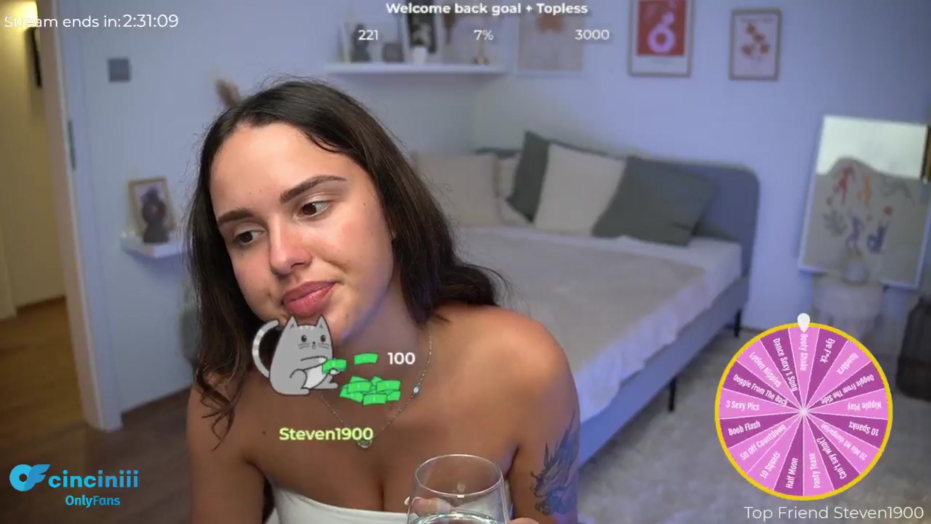 Gallery image thumbnail from cinnabellee's myfreecams stream on, 08/26/2024, 19:08 image 7 of 20