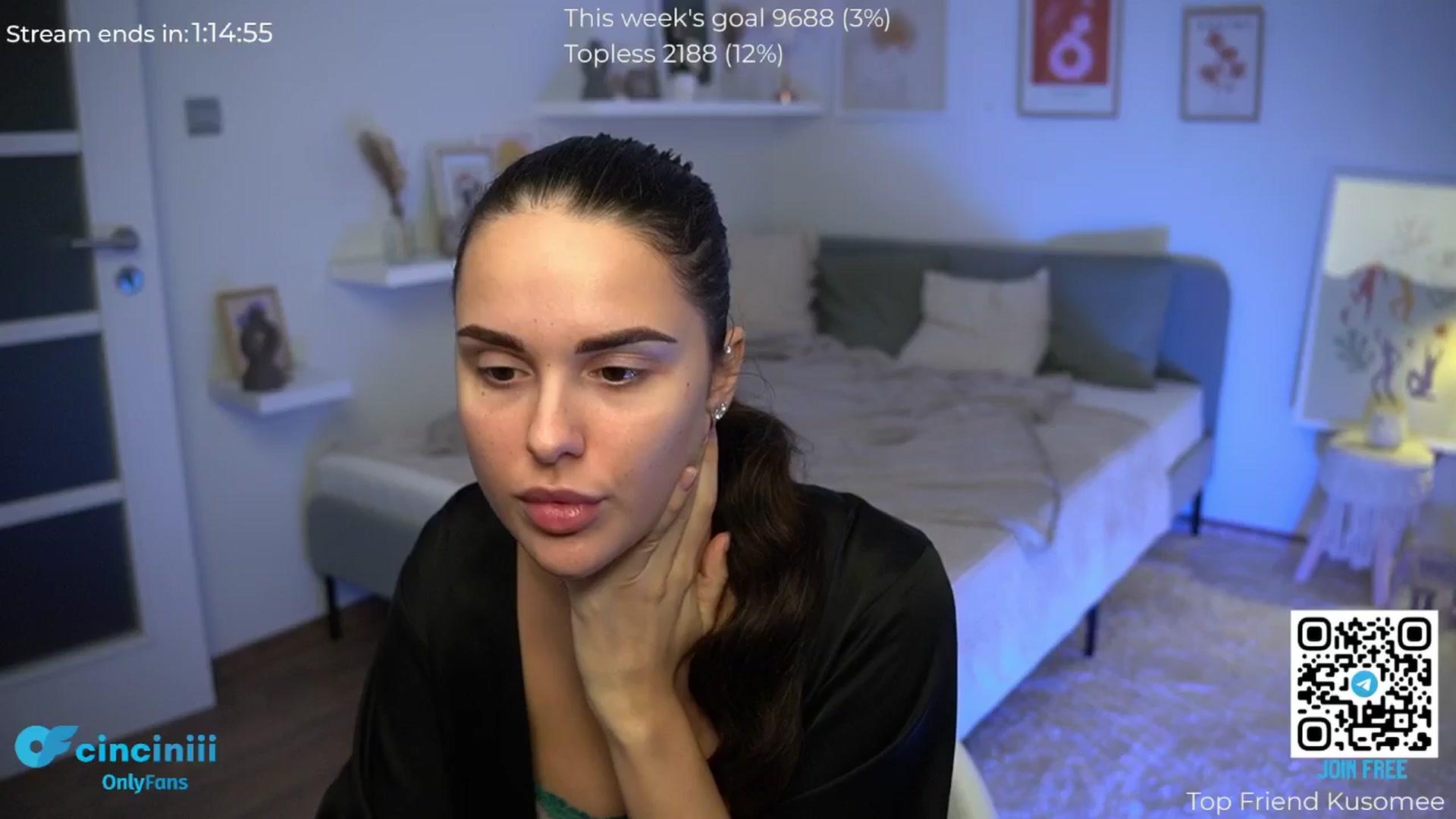 Gallery image thumbnail from cinnabellee's myfreecams stream on, 09/22/2024, 20:52 image 10 of 20
