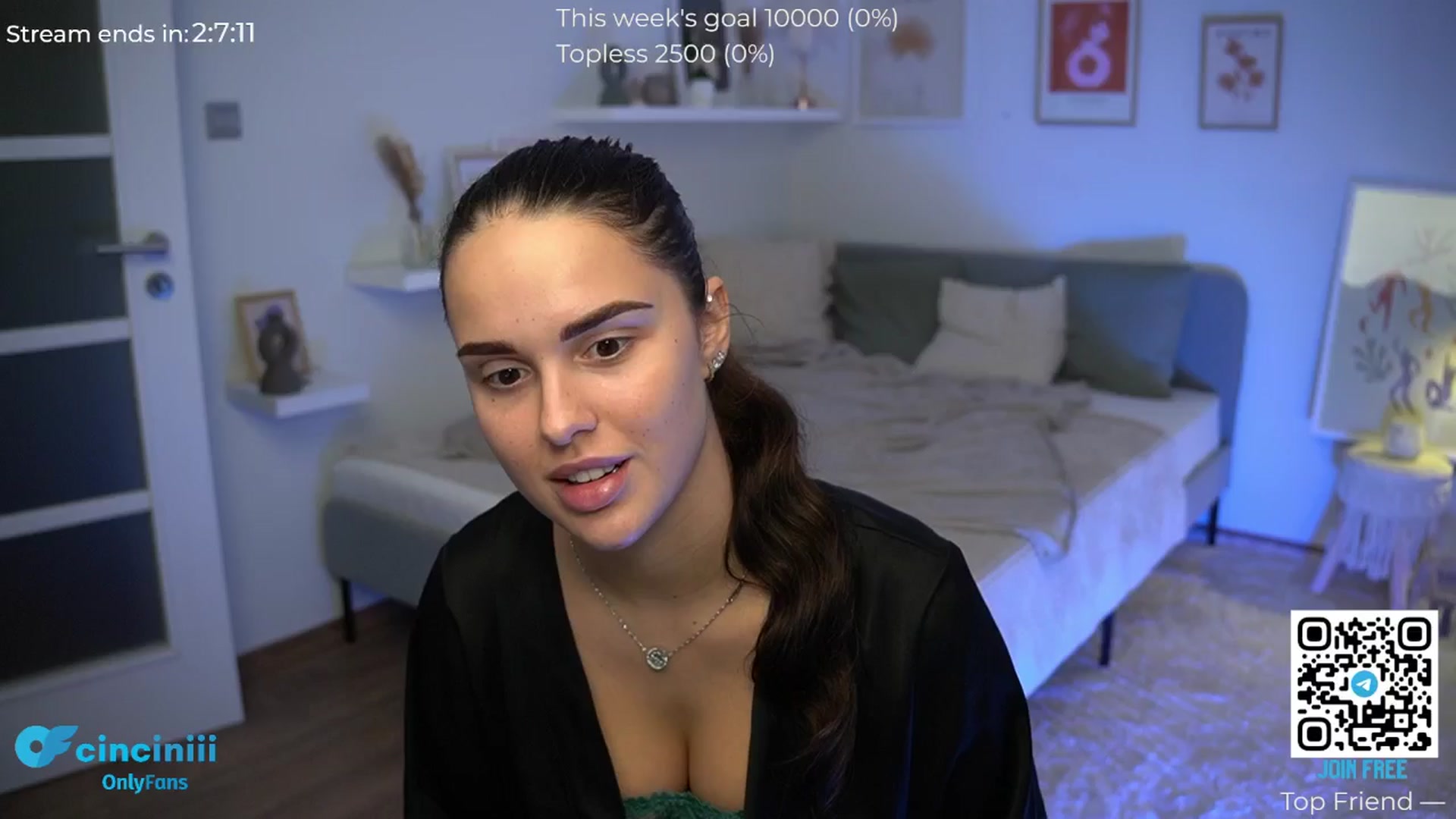 Gallery image thumbnail from cinnabellee's myfreecams stream on, 09/22/2024, 20:52 image 2 of 20