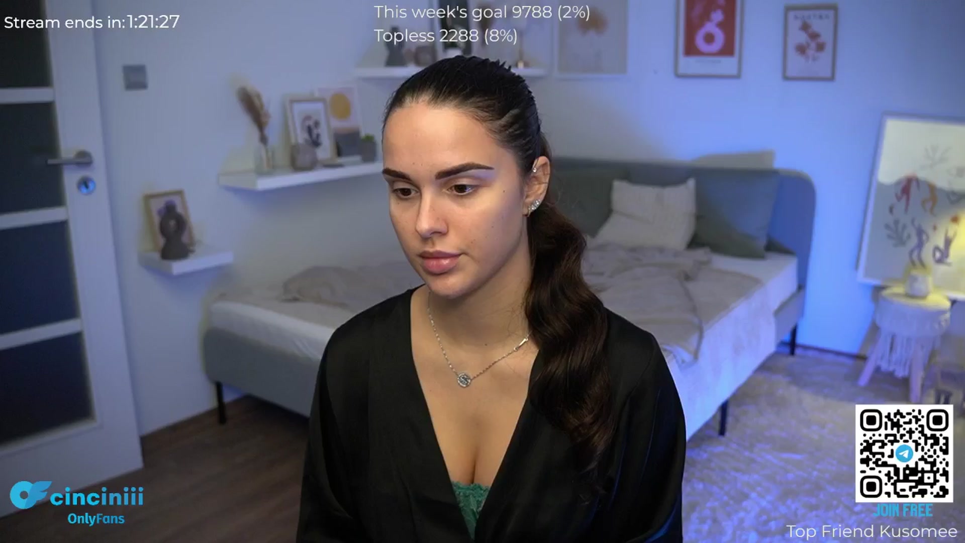 Gallery image thumbnail from cinnabellee's myfreecams stream on, 09/22/2024, 20:52 image 9 of 20