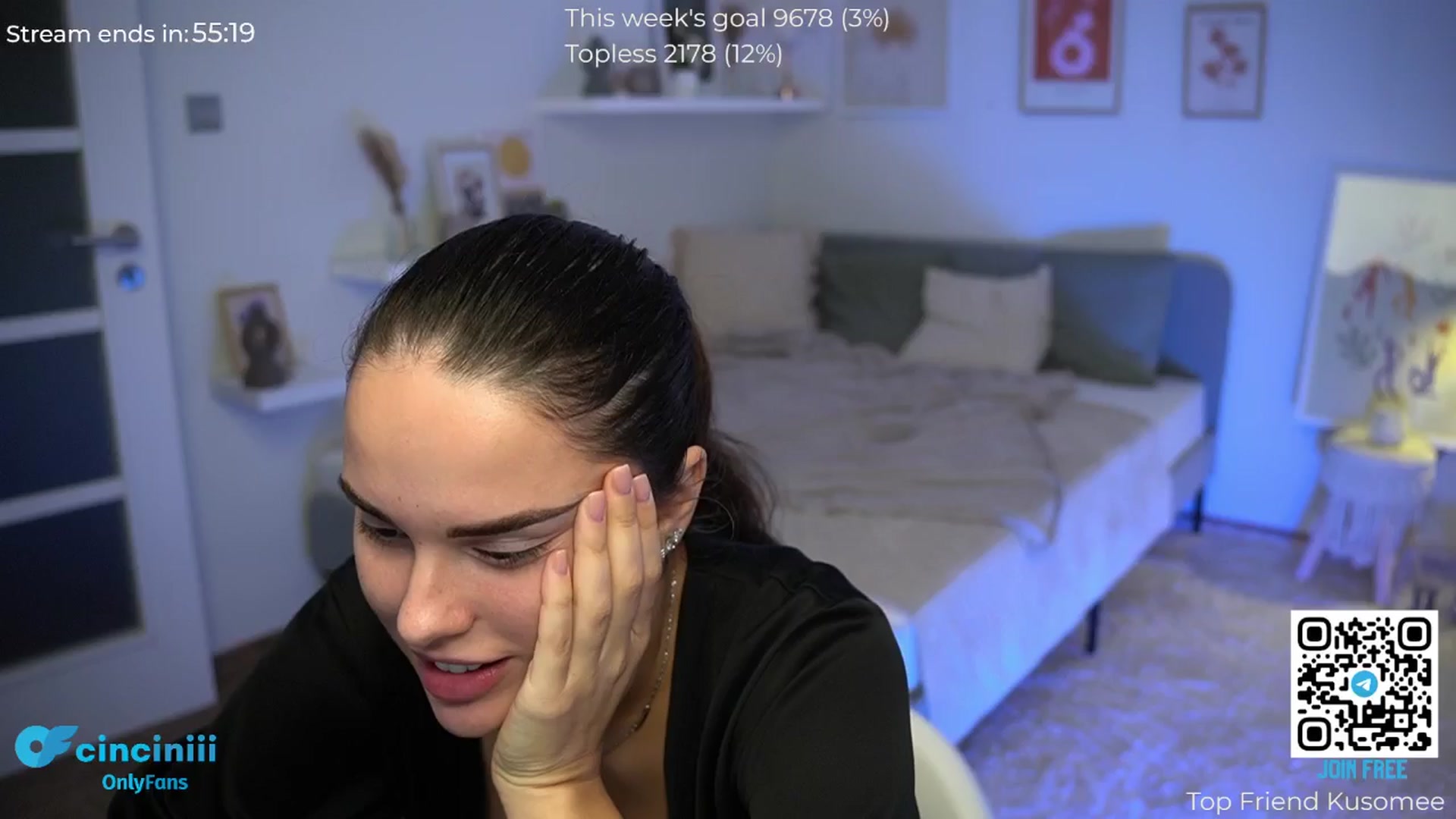 Gallery image thumbnail from cinnabellee's myfreecams stream on, 09/22/2024, 20:52 image 13 of 20