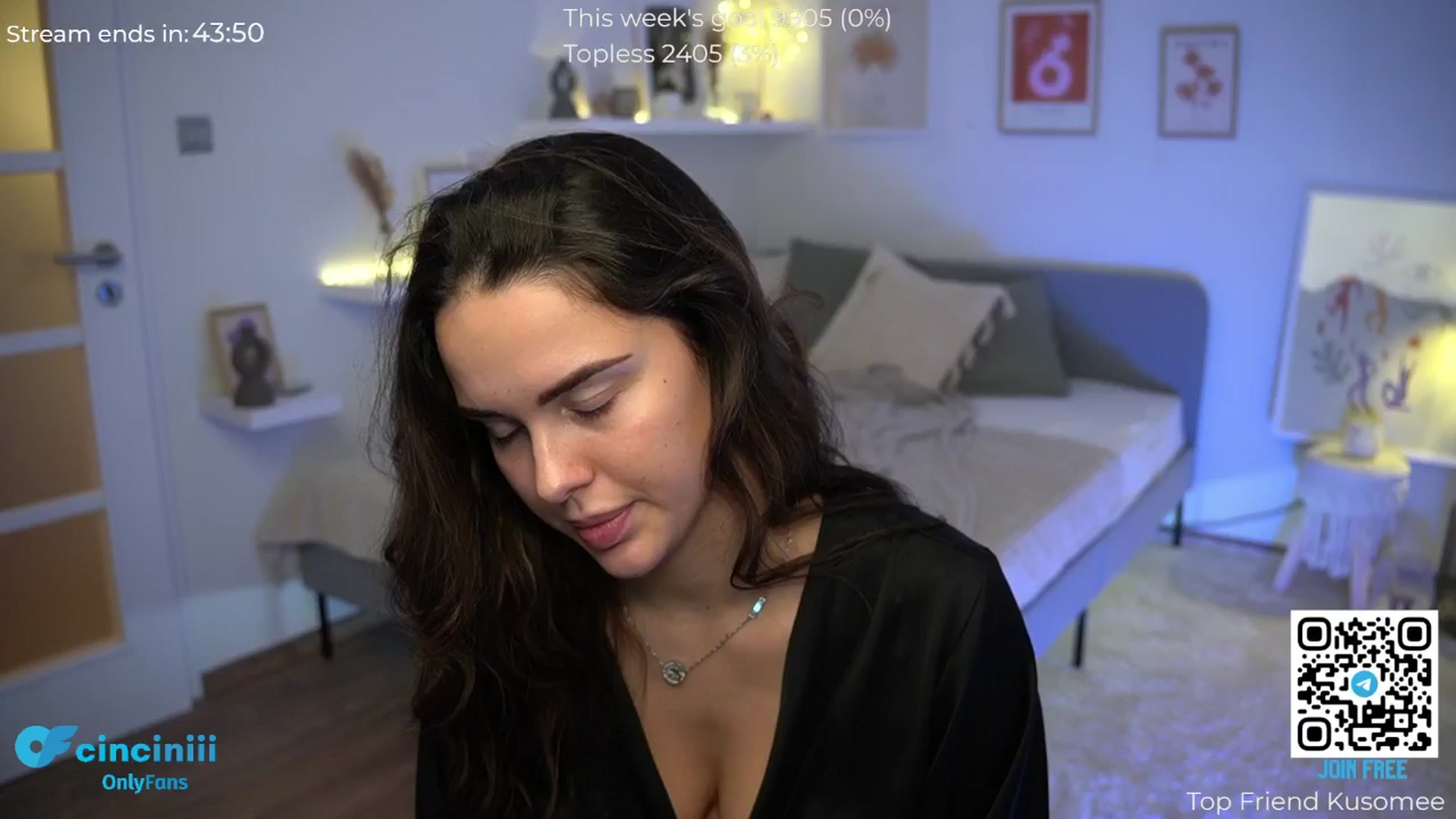Gallery image thumbnail from cinnabellee's myfreecams stream on, 09/25/2024, 23:47 image 17 of 20