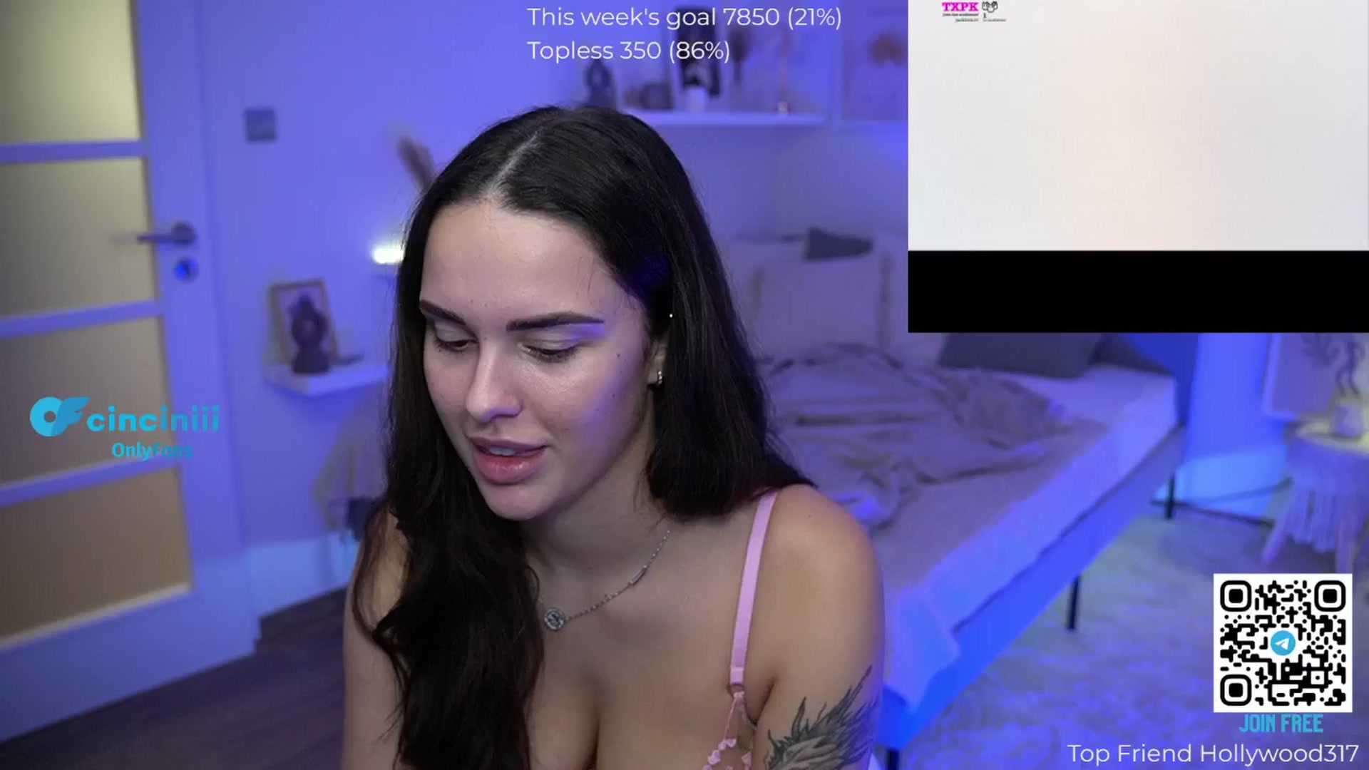 Gallery image thumbnail from cinnabellee's myfreecams stream on, 09/26/2024, 20:54 image 8 of 20