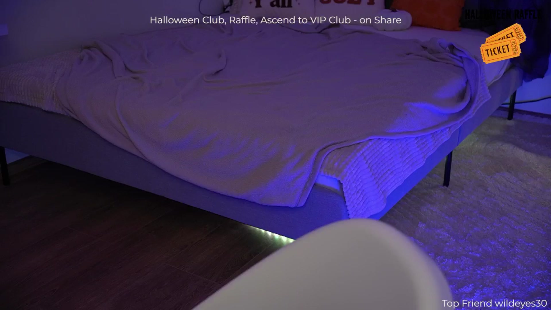Gallery image thumbnail from cinnabellee's myfreecams stream on, 10/09/2024, 24:03 image 12 of 20