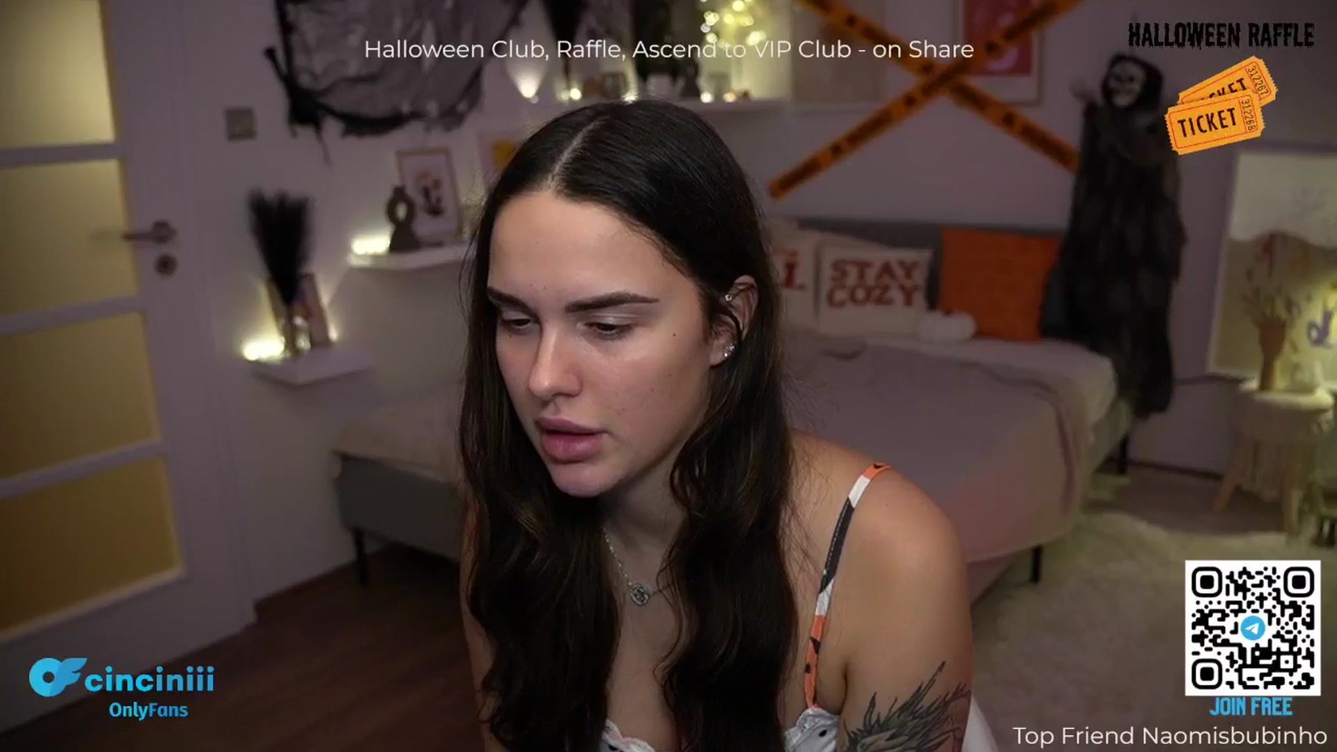 Gallery image thumbnail from cinnabellee's myfreecams stream on, 10/14/2024, 20:59 image 9 of 20