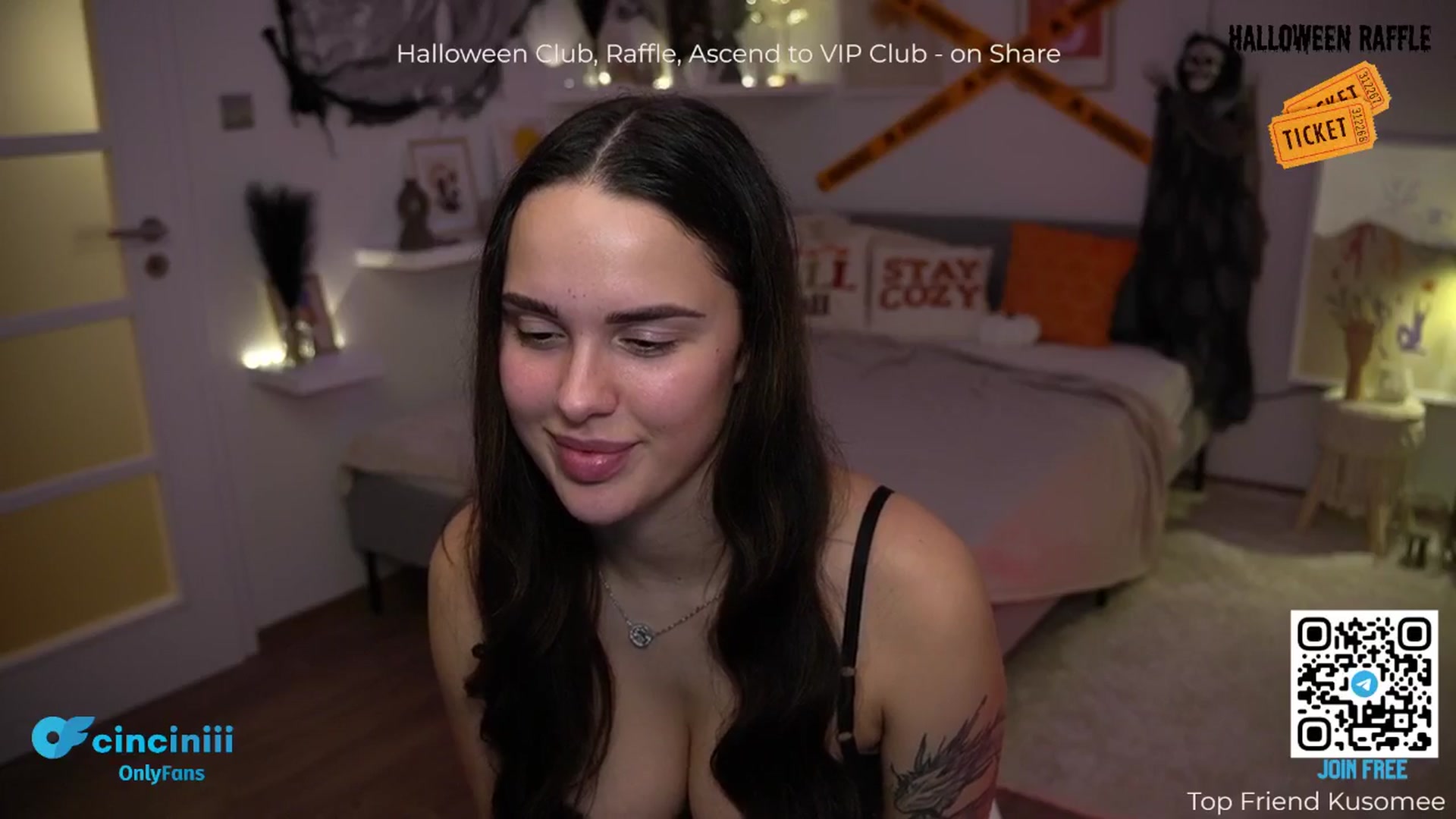Gallery image thumbnail from cinnabellee's myfreecams stream on, 10/17/2024, 24:07 image 10 of 20