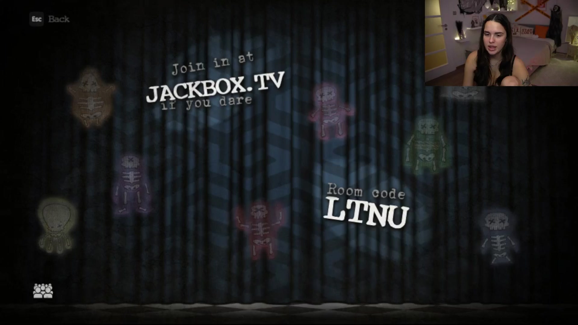 Gallery image thumbnail from cinnabellee's myfreecams stream on, 10/17/2024, 24:07 image 14 of 20