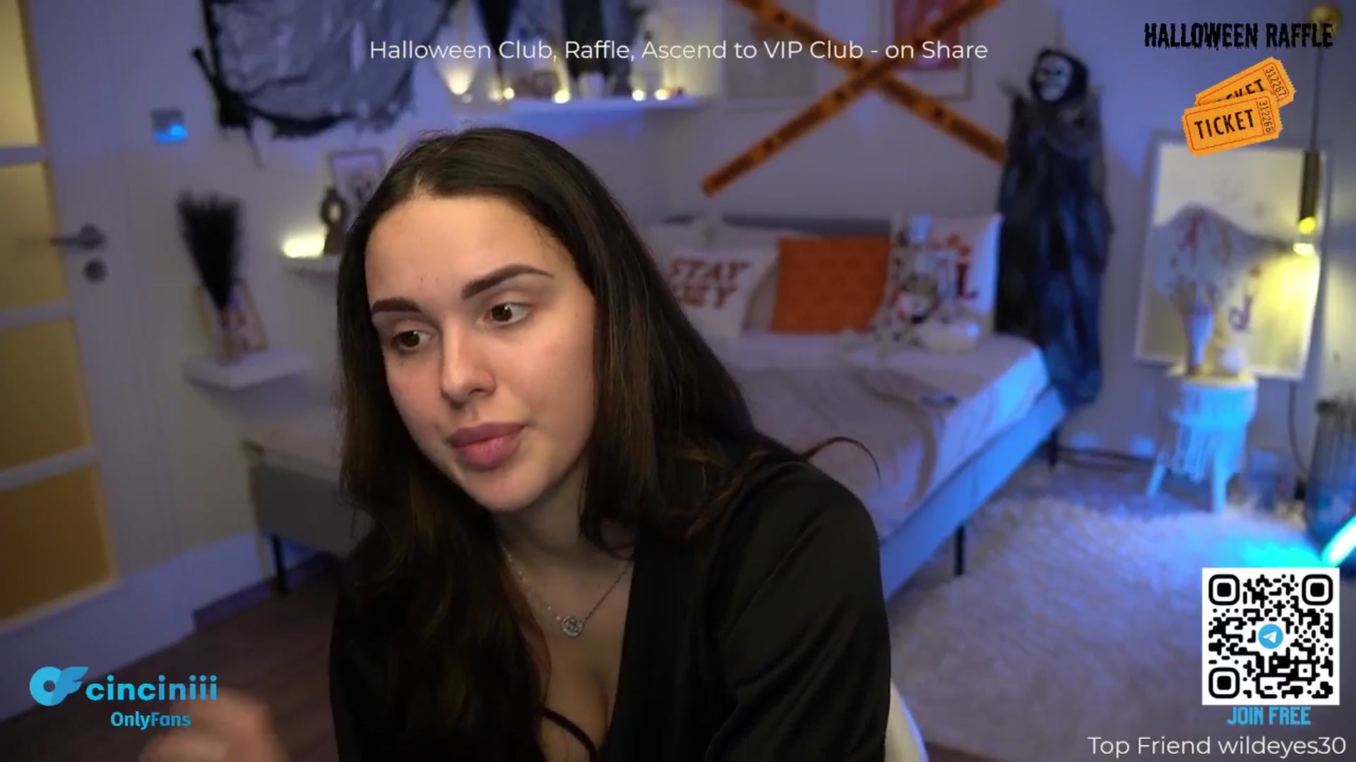 Gallery image thumbnail from cinnabellee's myfreecams stream on, 10/27/2024, 20:27 image 9 of 20
