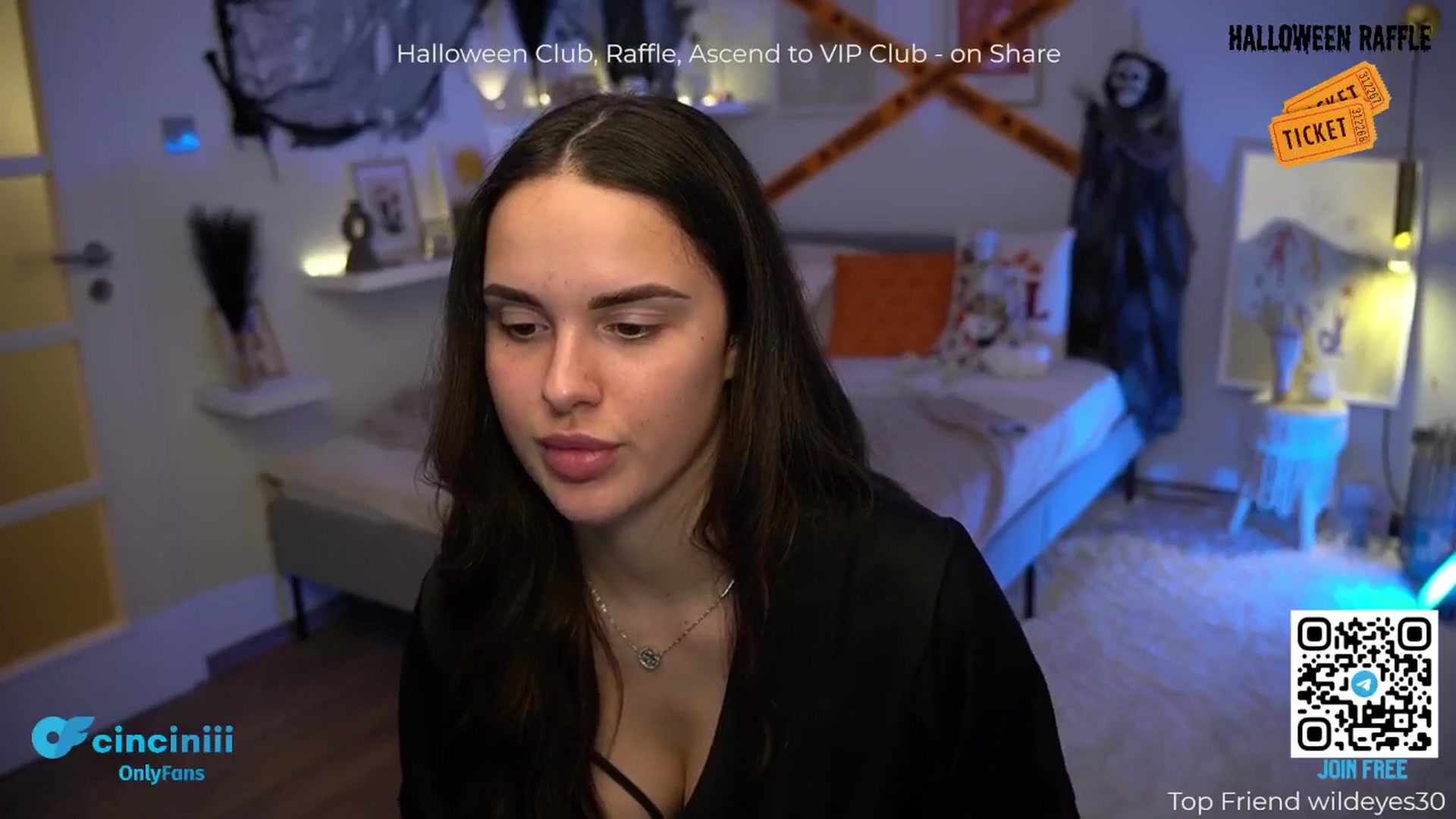 Gallery image thumbnail from cinnabellee's myfreecams stream on, 10/27/2024, 20:27 image 10 of 20