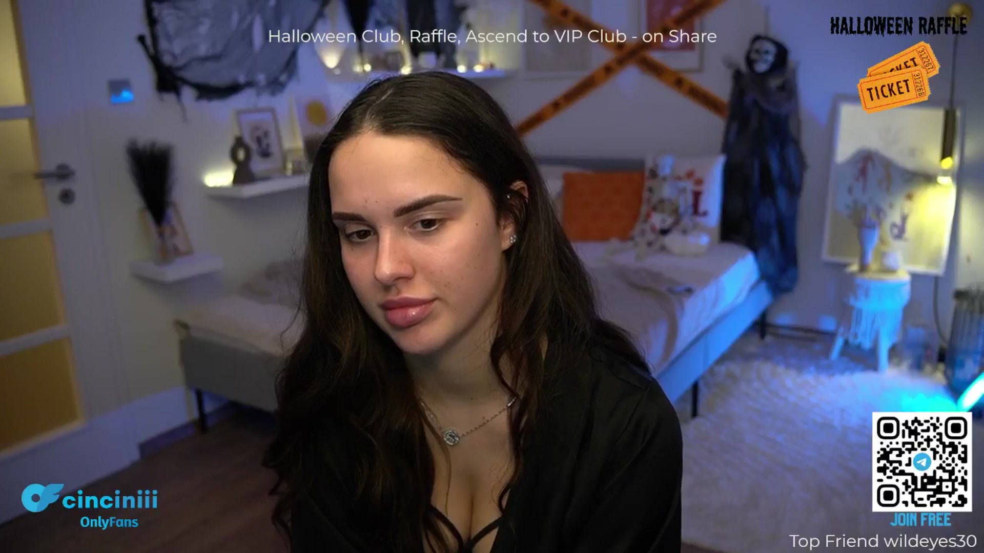 Gallery image thumbnail from cinnabellee's myfreecams stream on, 10/27/2024, 20:27 image 12 of 20