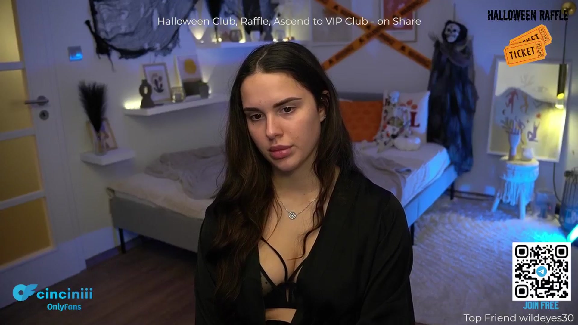 Gallery image thumbnail from cinnabellee's myfreecams stream on, 10/27/2024, 20:27 image 13 of 20