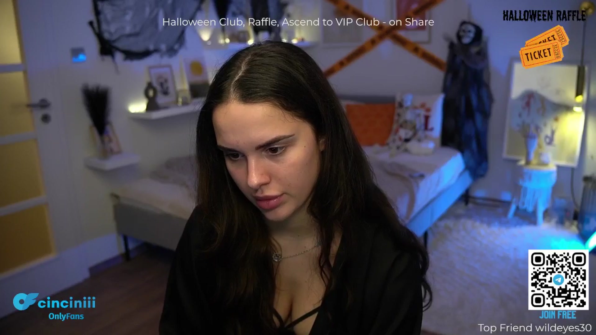 Gallery image thumbnail from cinnabellee's myfreecams stream on, 10/27/2024, 20:27 image 15 of 20