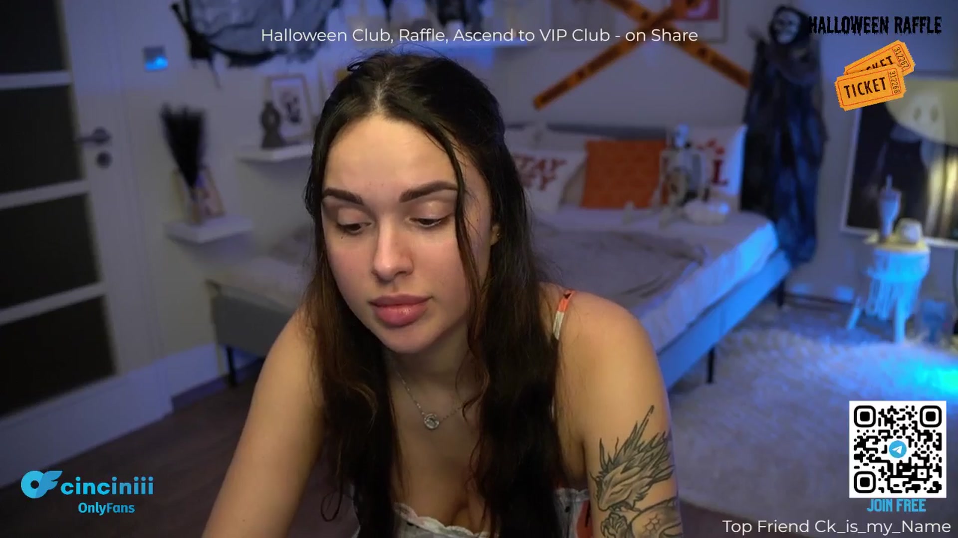 Gallery image thumbnail from cinnabellee's myfreecams stream on, 10/29/2024, 22:00 image 18 of 20