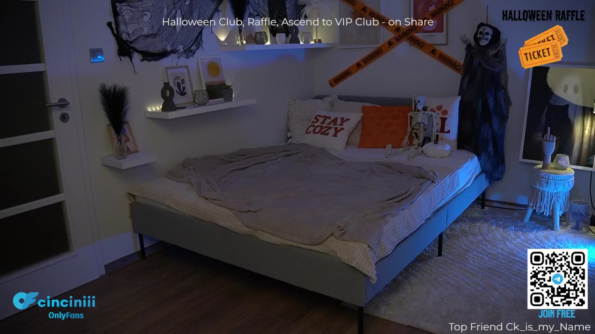 Gallery image thumbnail from cinnabellee's myfreecams stream on, 10/29/2024, 22:00 image 11 of 20