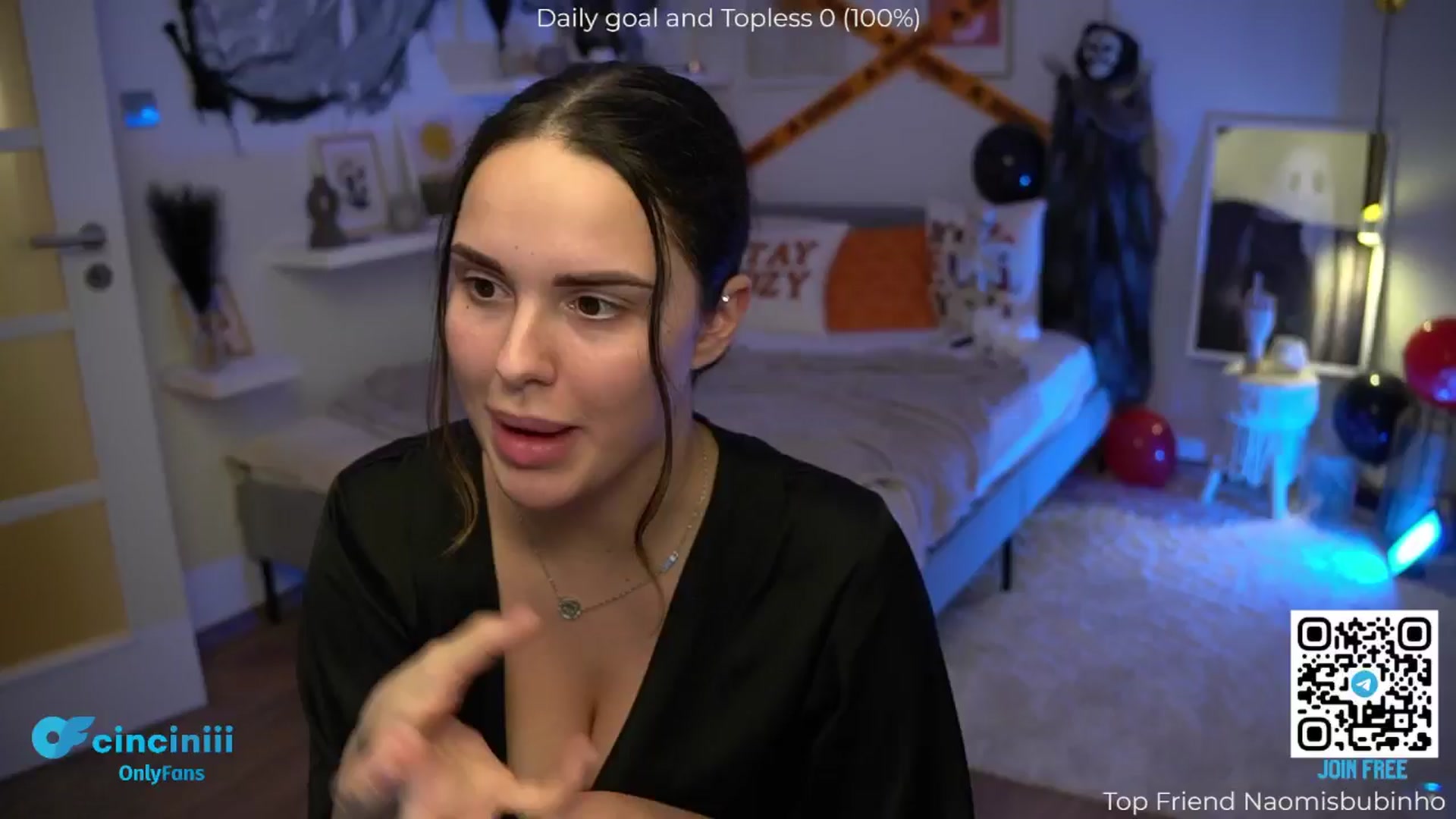 Gallery image thumbnail from cinnabellee's myfreecams stream on, 10/31/2024, 21:07 image 2 of 20