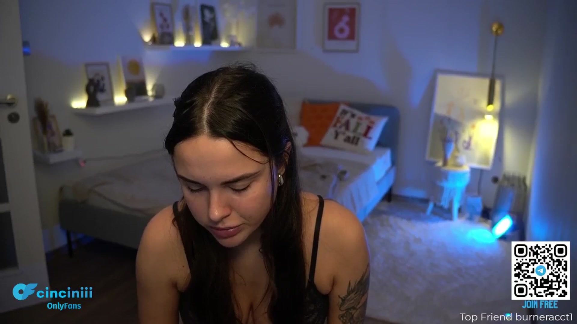 Gallery image thumbnail from cinnabellee's myfreecams stream on, 11/04/2024, 21:30 image 17 of 20