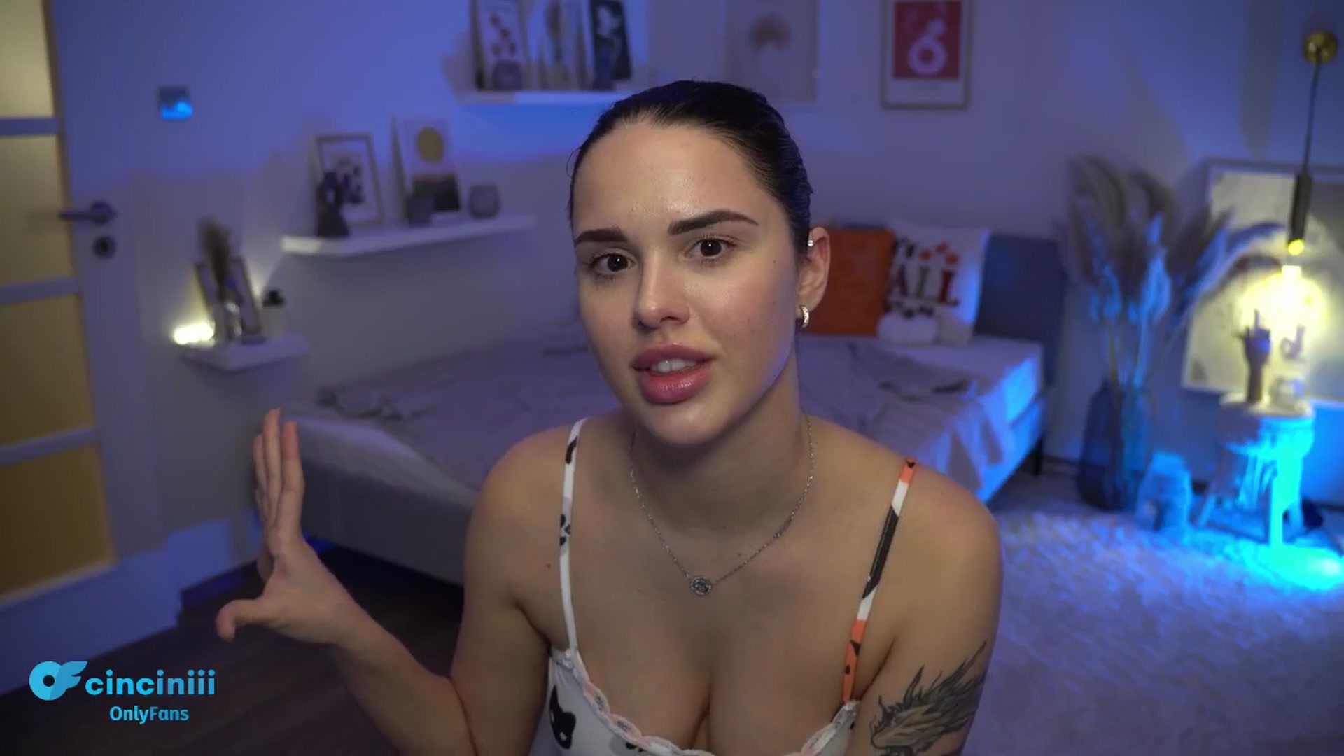 Gallery image thumbnail from cinnabellee's myfreecams stream on, 11/21/2024, 01:02 image 15 of 20
