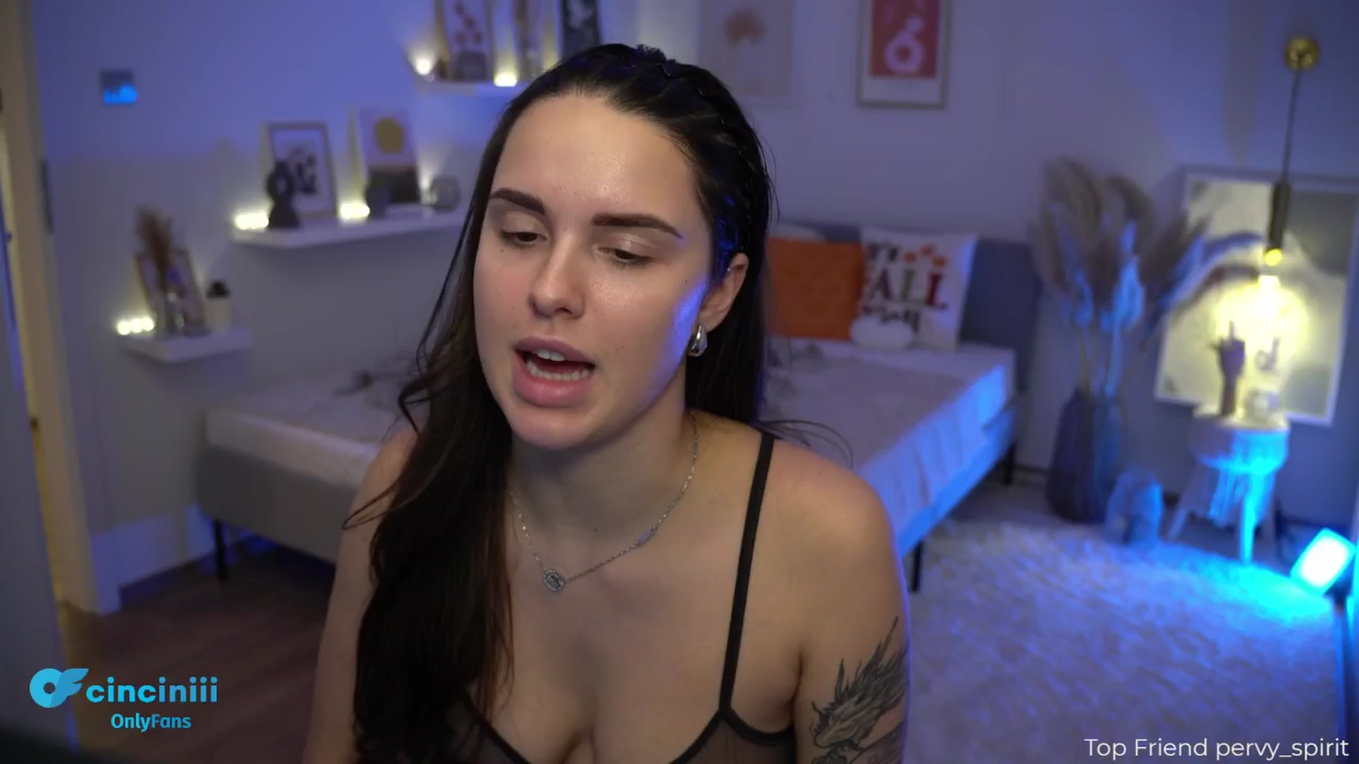 Gallery image thumbnail from cinnabellee's myfreecams stream on, 11/26/2024, 21:53 image 19 of 20