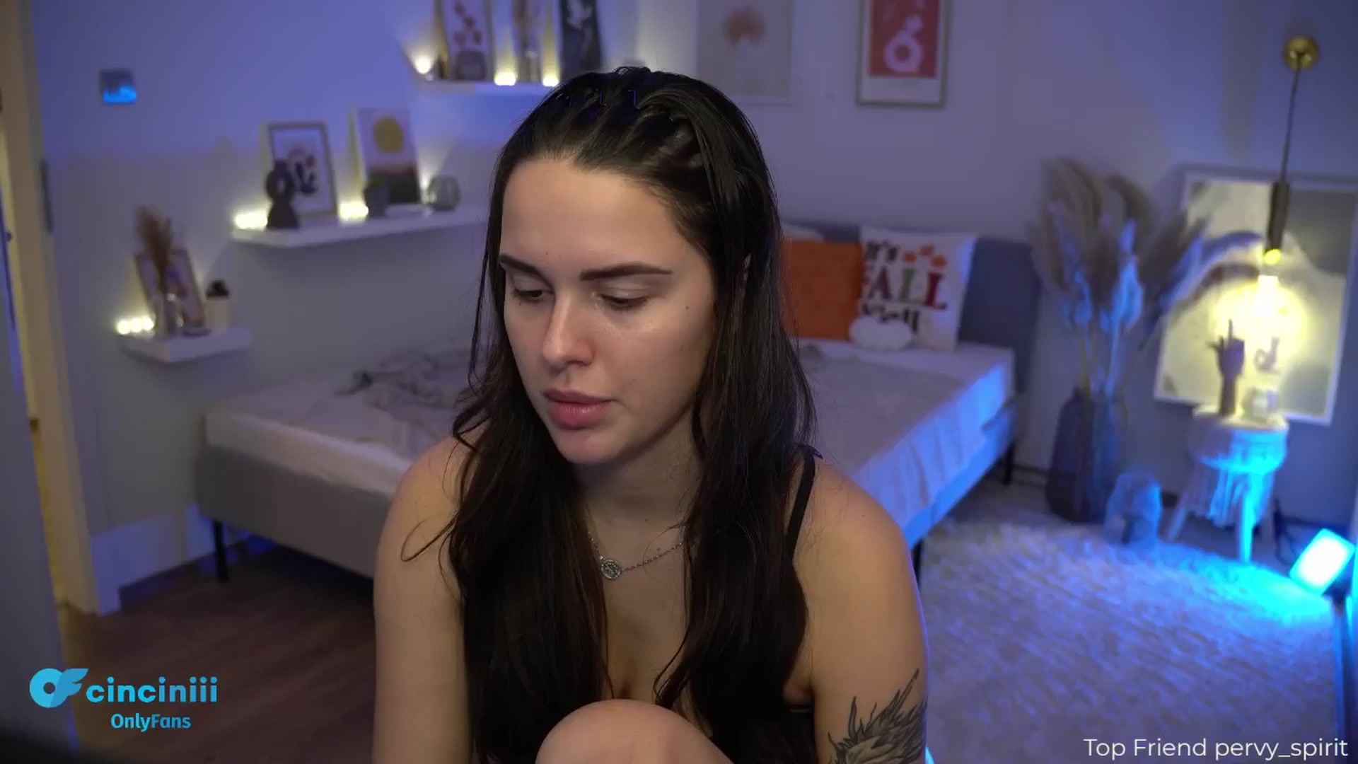 Gallery image thumbnail from cinnabellee's myfreecams stream on, 11/26/2024, 21:53 image 4 of 20
