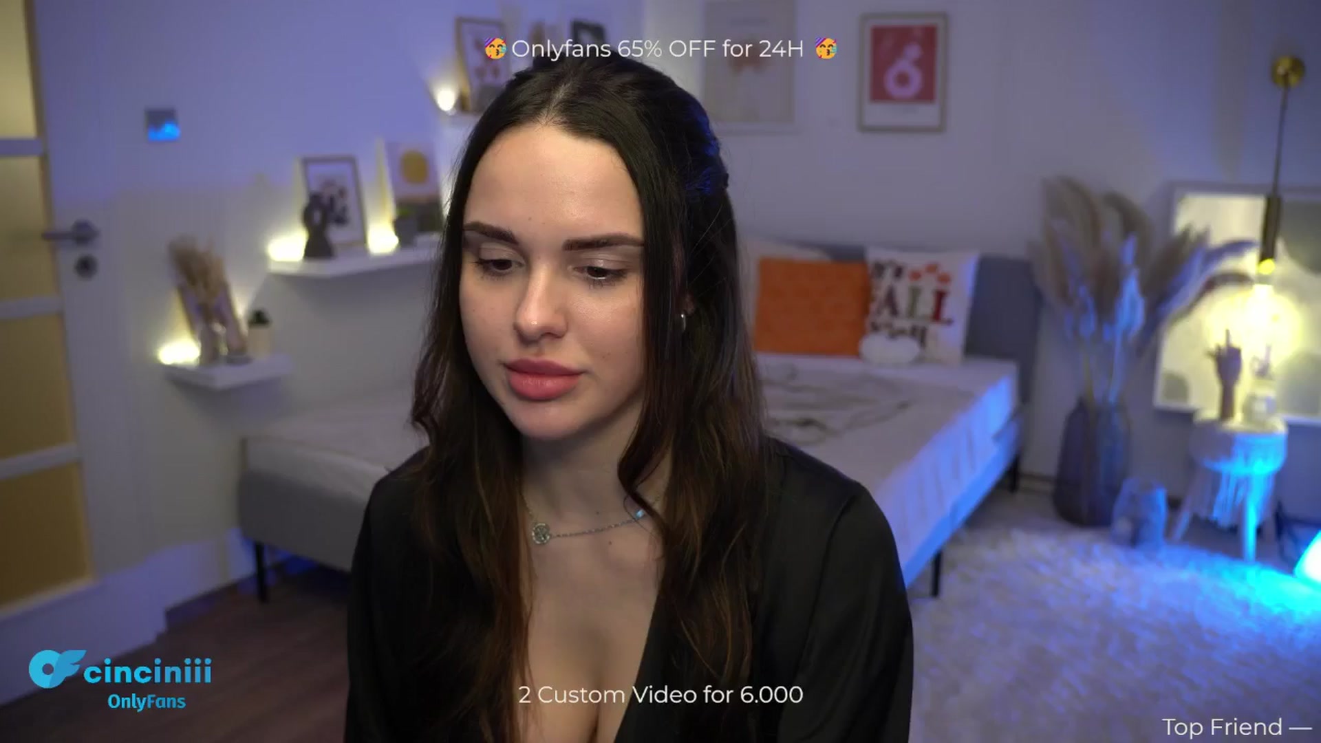 Gallery image thumbnail from cinnabellee's myfreecams stream on, 11/30/2024, 01:28 image 1 of 20