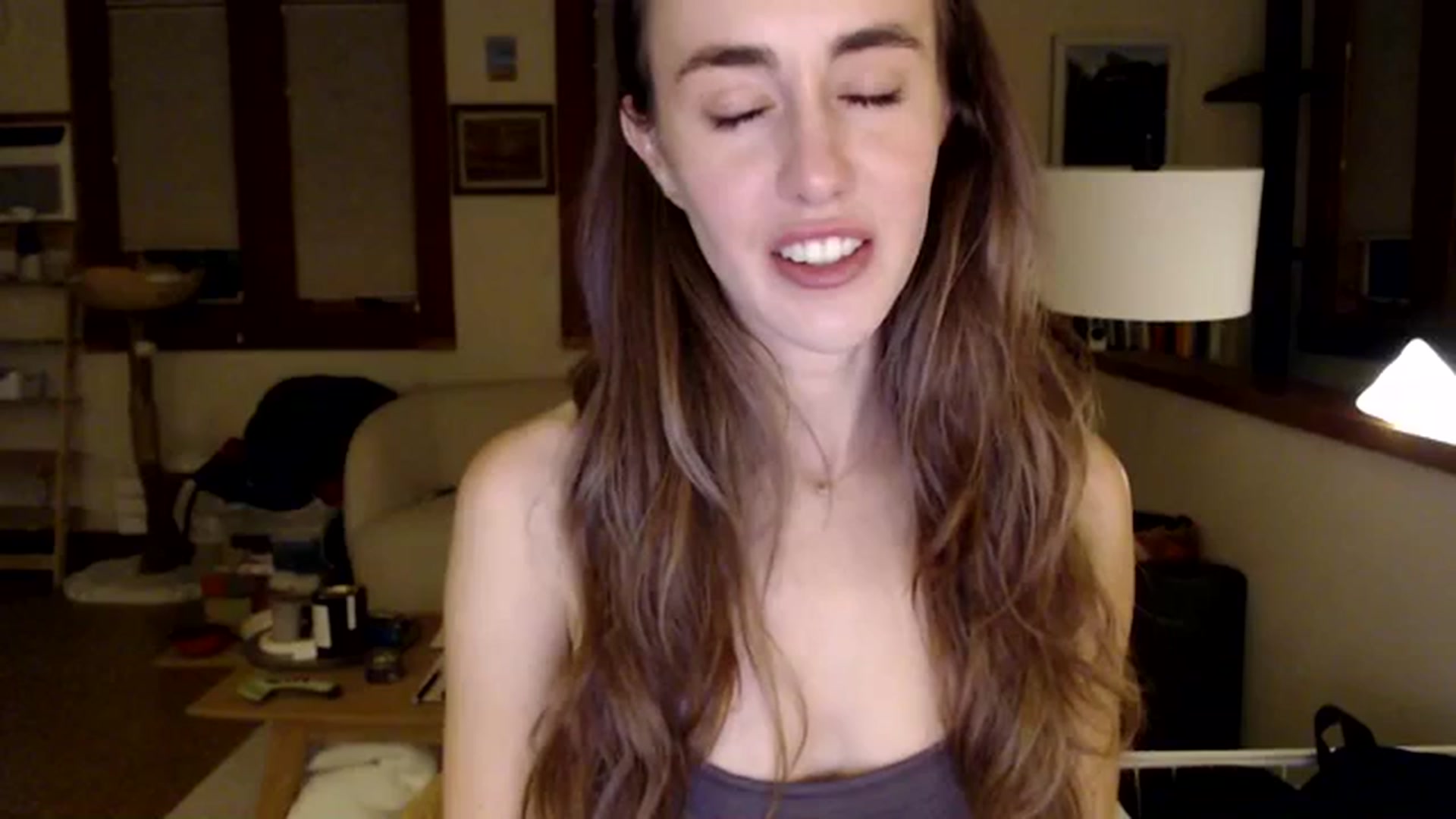 Gallery image thumbnail from clara's myfreecams stream on, 11/08/2023, 07:45 image 1 of 20