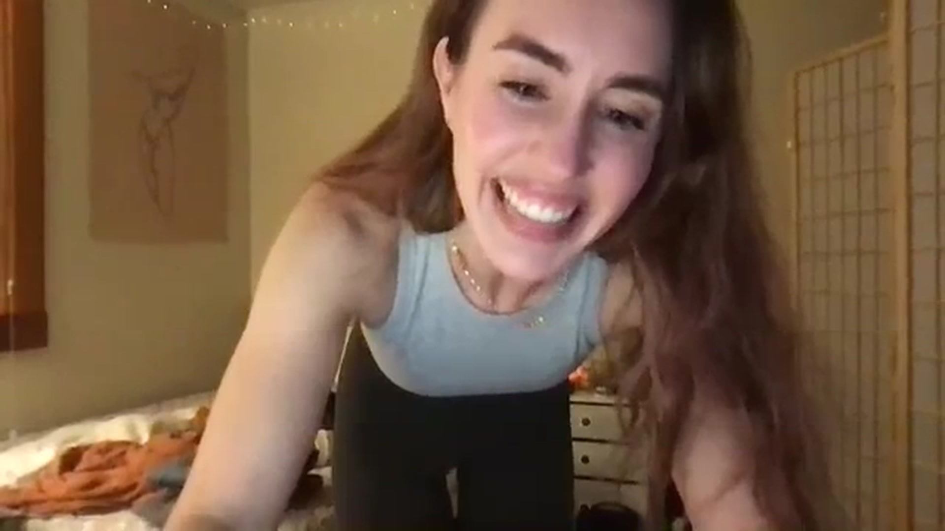 Gallery image thumbnail from clara's myfreecams stream on, 02/11/2024, 05:23 image 10 of 20