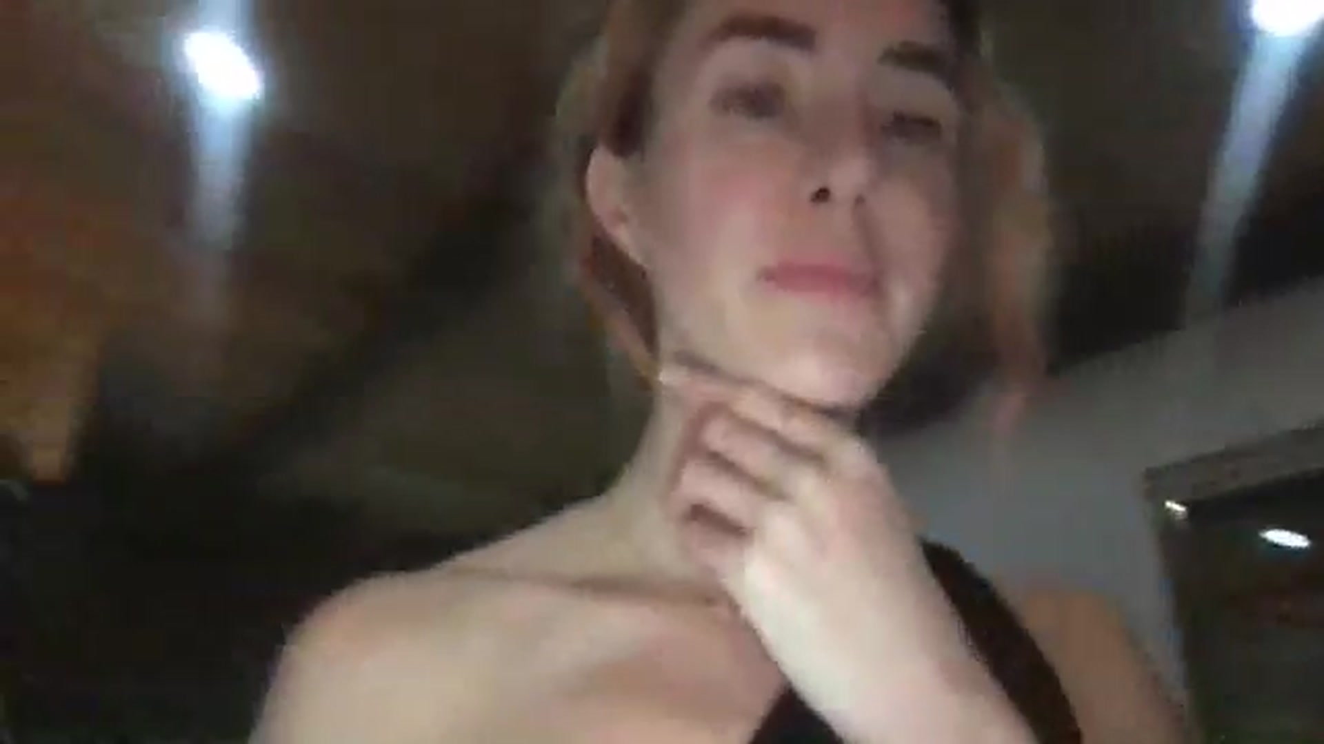 Gallery image thumbnail from clara's myfreecams stream on, 10/22/2024, 01:52 image 2 of 20