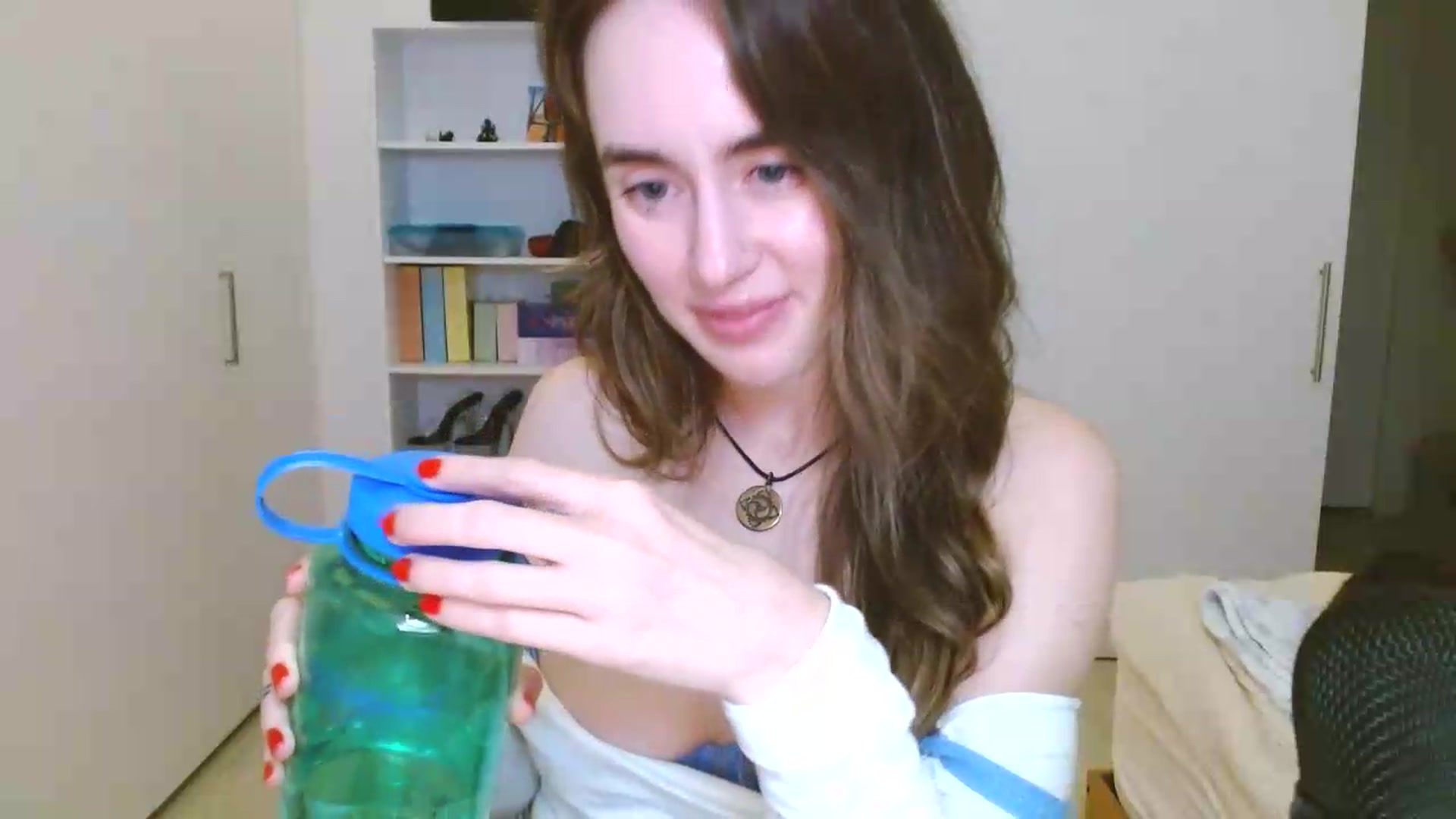 Gallery image thumbnail from clara's myfreecams stream on, 09/03/2026, 05:58 image 10 of 20