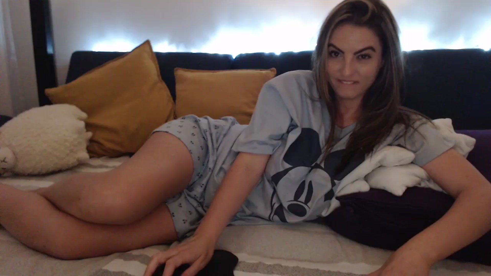 Gallery image thumbnail from classy_devil_'s myfreecams stream on, 07/09/2023, 22:51 image 9 of 20