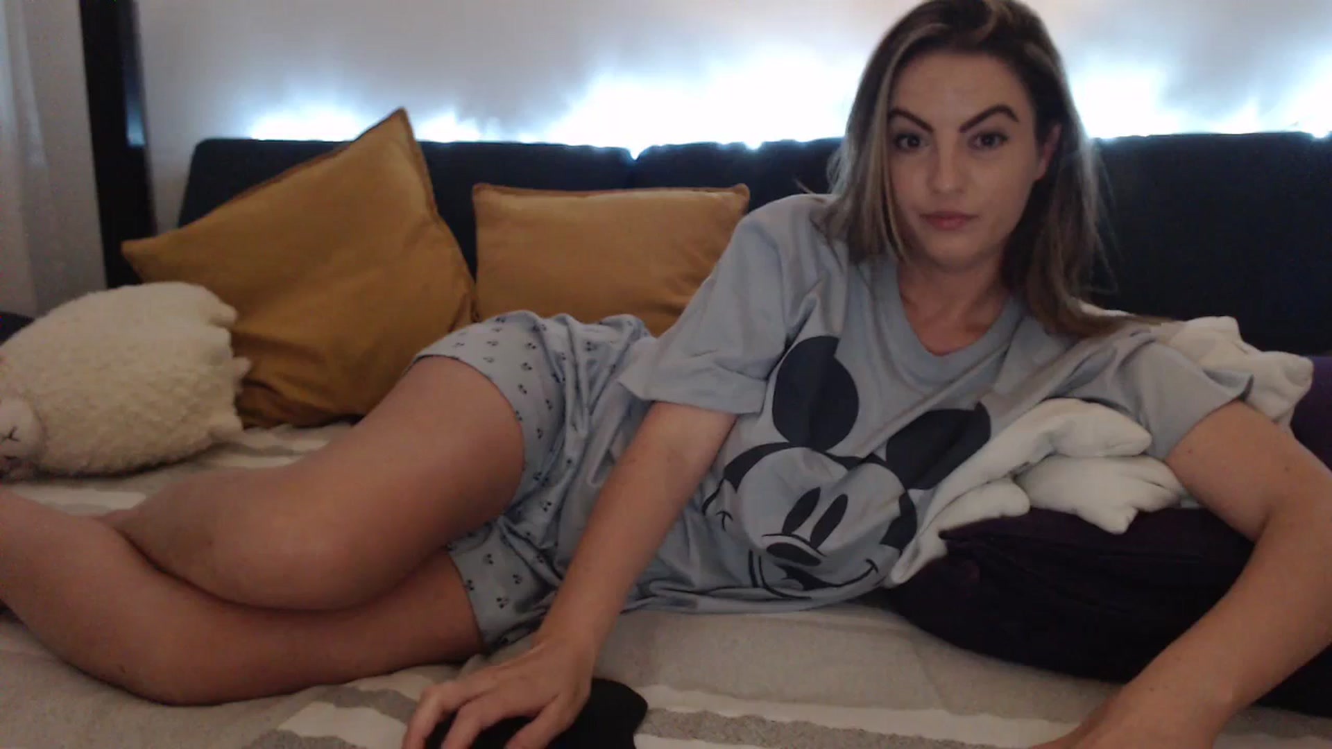 Gallery image thumbnail from classy_devil_'s myfreecams stream on, 07/09/2023, 22:51 image 5 of 20
