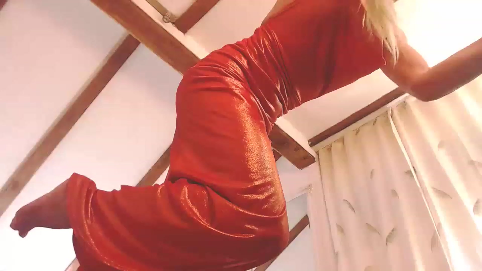 Gallery image thumbnail from clasyyy4you's myfreecams stream on, 02/26/2023, 22:22 image 6 of 20