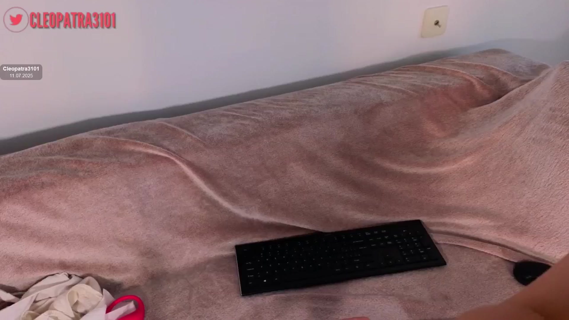 Gallery image thumbnail from cleopatra310's myfreecams stream on, 07/11/2025, 10:42 image 15 of 20