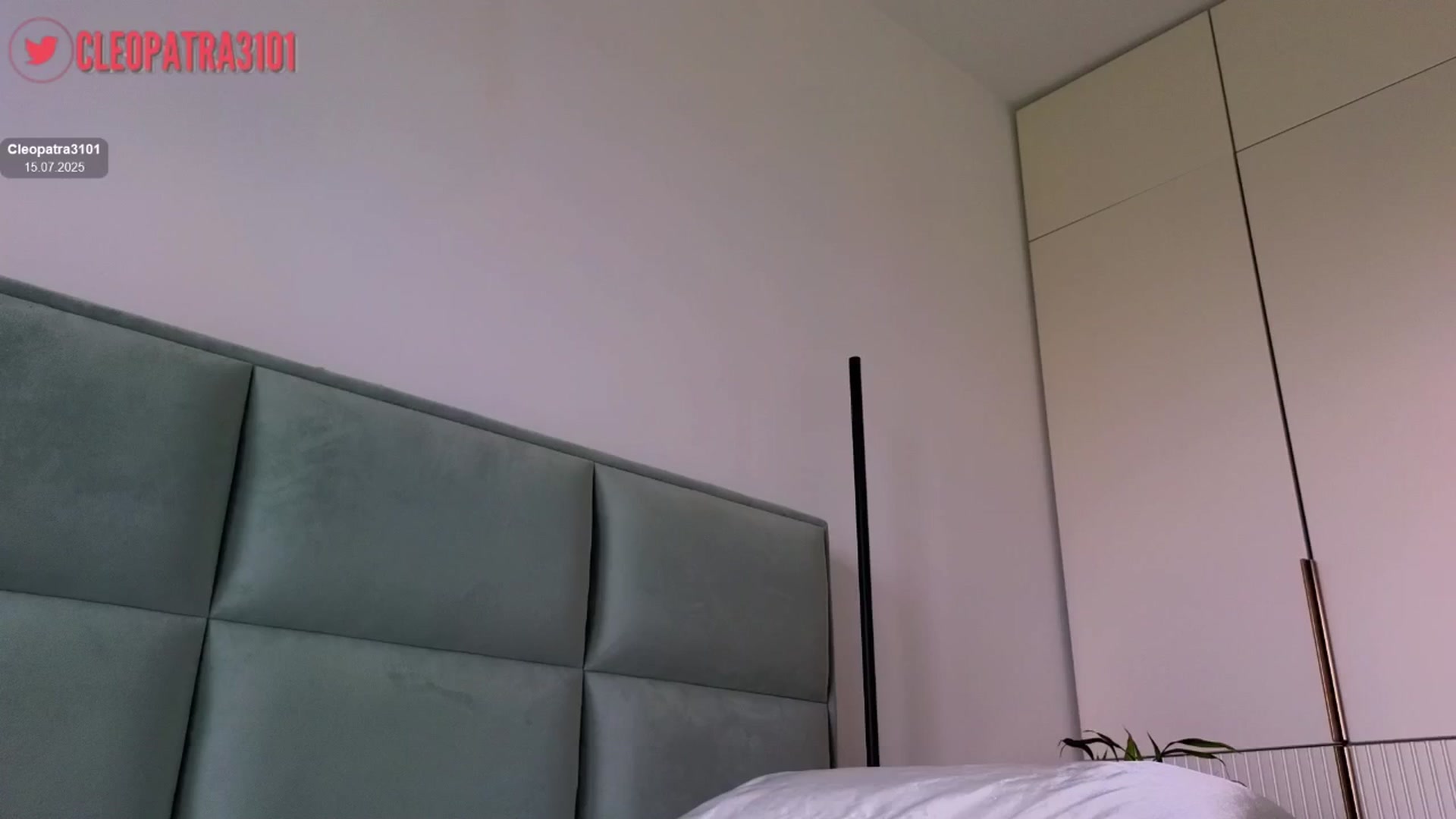 Gallery image thumbnail from cleopatra310's myfreecams stream on, 07/15/2025, 14:32 image 3 of 20
