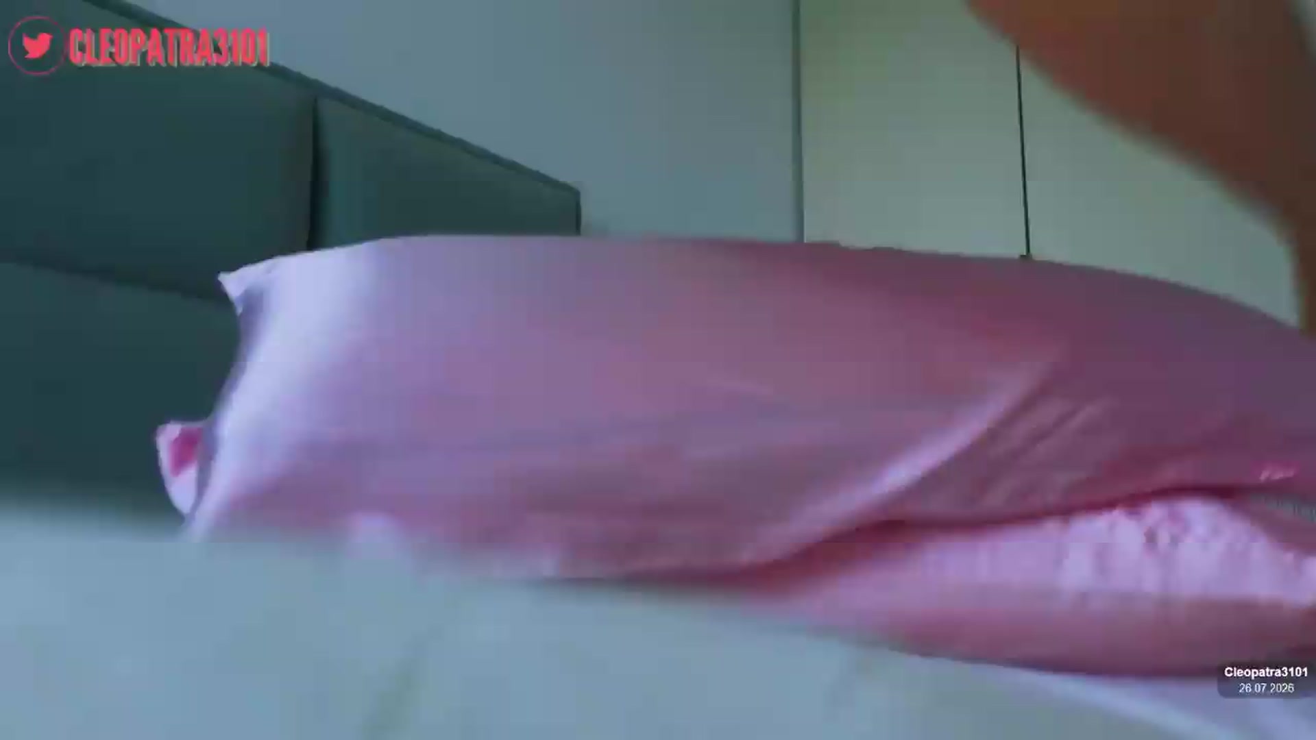 Gallery image thumbnail from cleopatra310's myfreecams stream on, 07/26/2026, 11:56 image 10 of 20