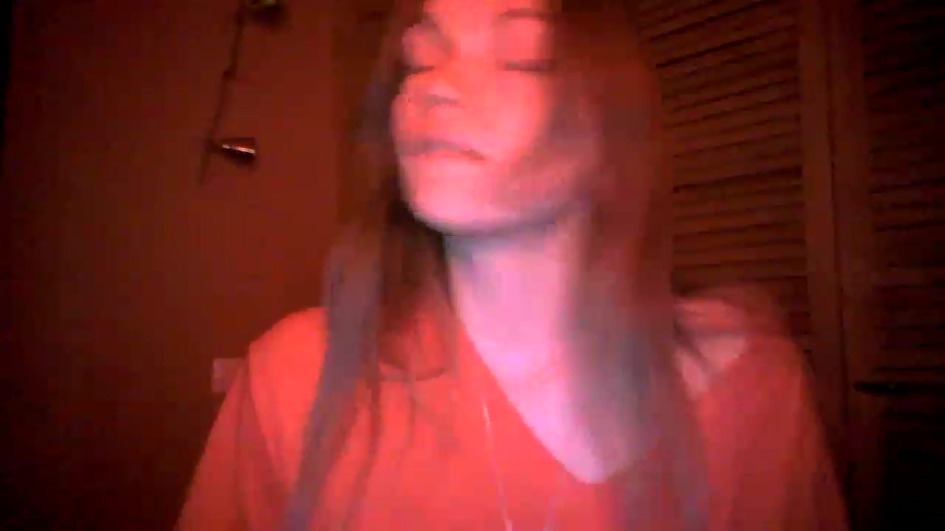Gallery image thumbnail from clepssydra's myfreecams stream on, 11/28/2022, 21:48 image 5 of 20