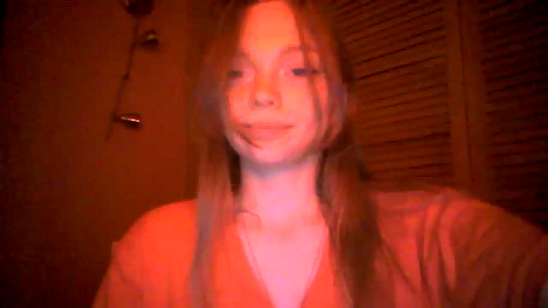 Gallery image thumbnail from clepssydra's myfreecams stream on, 11/28/2022, 21:48 image 19 of 20