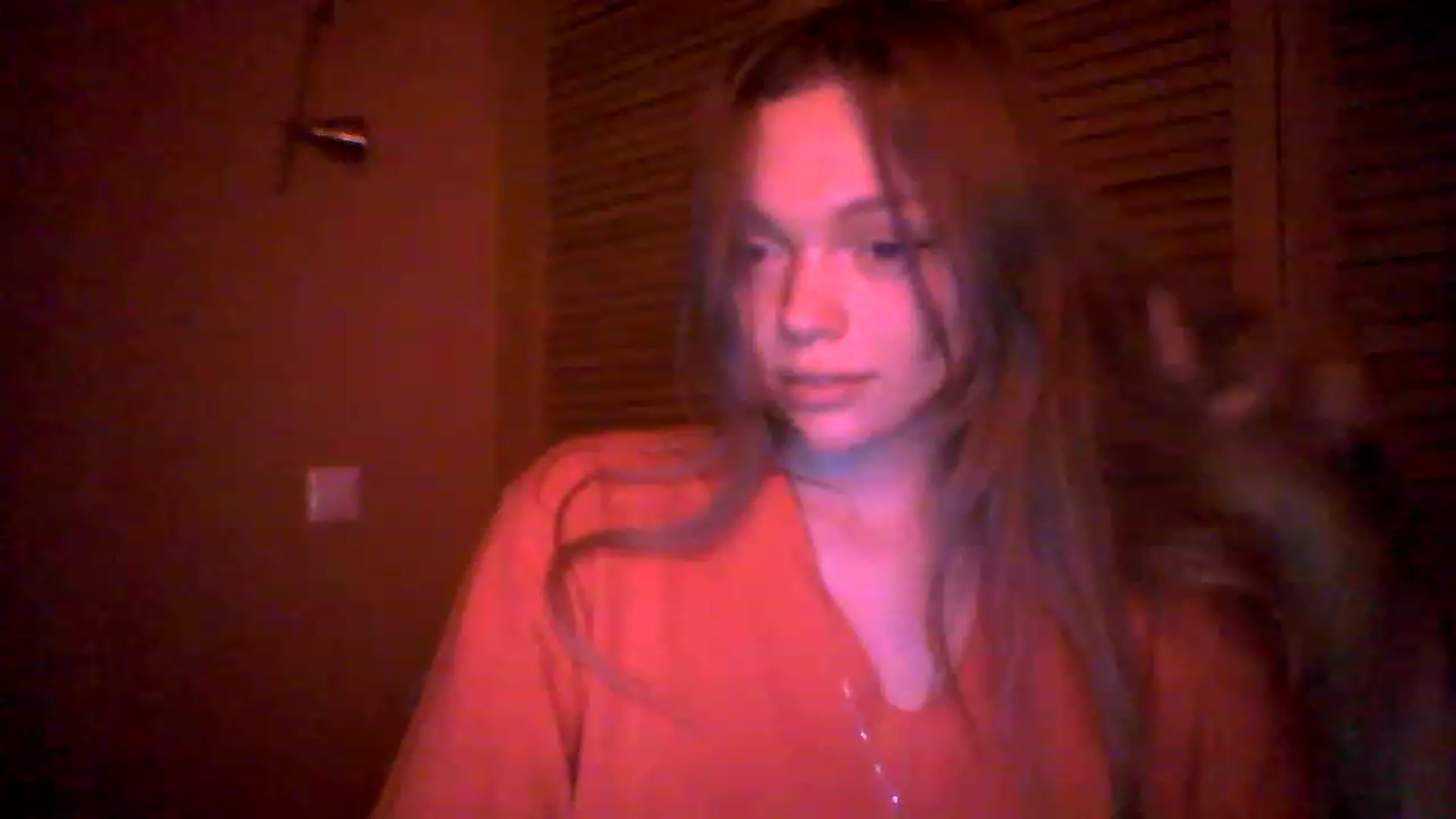 Gallery image thumbnail from clepssydra's myfreecams stream on, 11/28/2022, 21:48 image 18 of 20