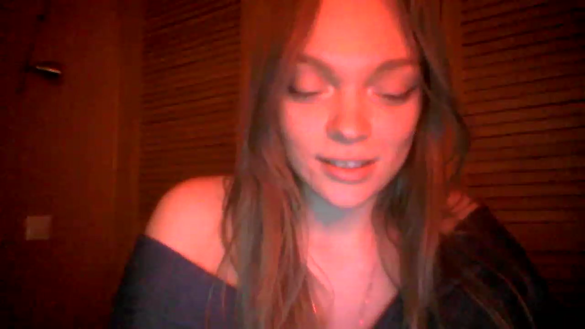 Gallery image thumbnail from clepssydra's myfreecams stream on, 11/28/2022, 23:23 image 7 of 20