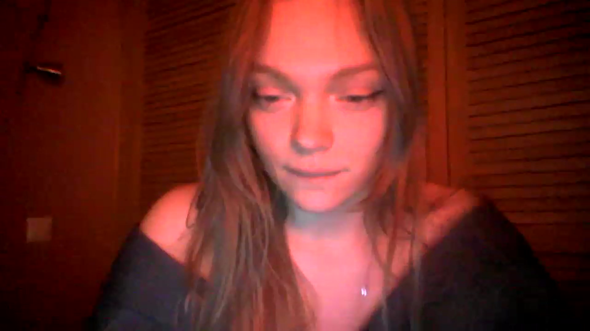 Gallery image thumbnail from clepssydra's myfreecams stream on, 11/28/2022, 23:23 image 6 of 20
